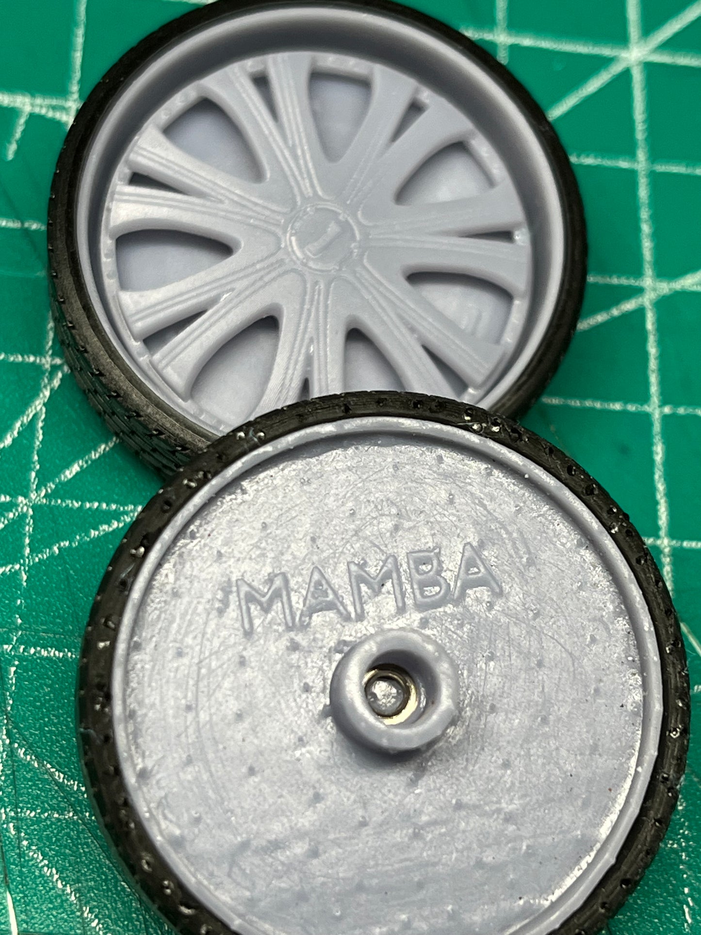 1/25 Scale - DUB "MAMBA" Spinner - in 26"-36" Donk, Big Rims, Old Schools, Traditionals, SUV (Copy 4)