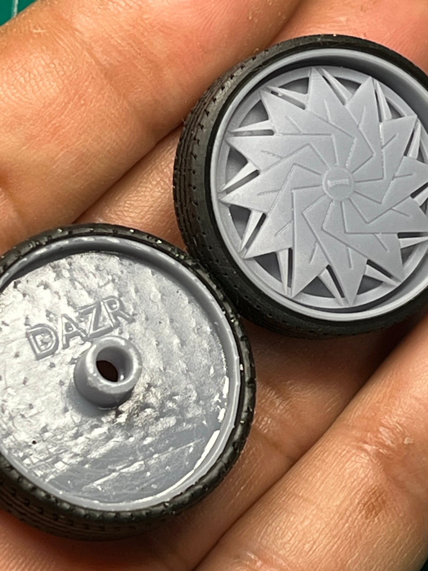 1/25 Scale - DUB "DAZR" Spinner - in 26"-36" Donk, Big Rims, Old Schools, Traditionals, SUV (Copy)