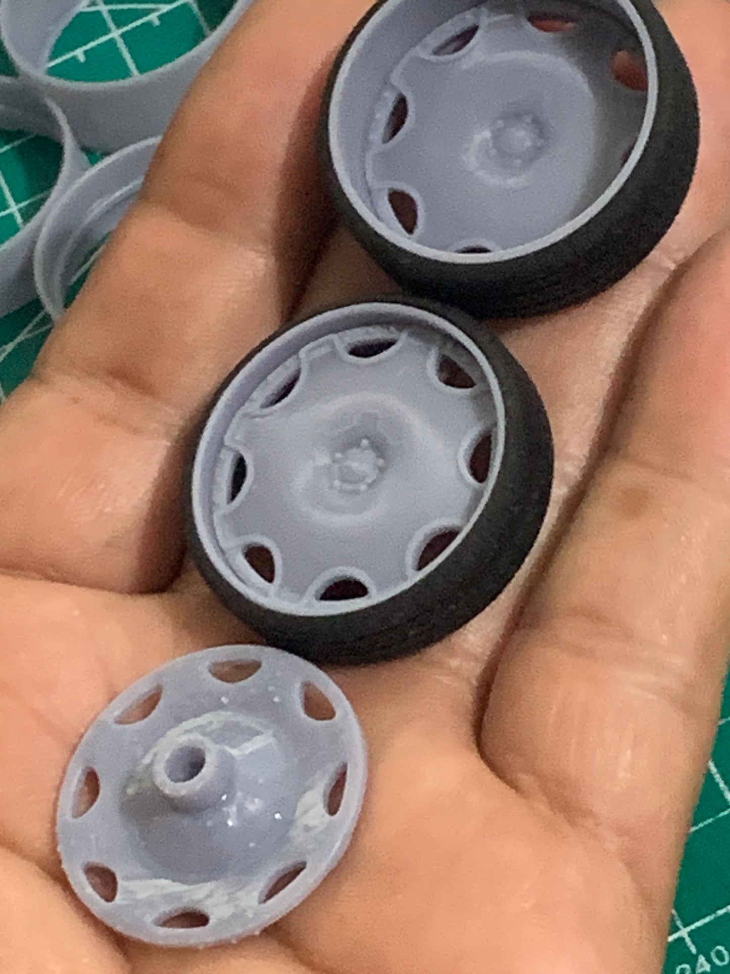 1/25 Scale - FORGI "FIORE" - in 26"-36" Donk, Big Rims, Old Schools, Traditionals, SUV