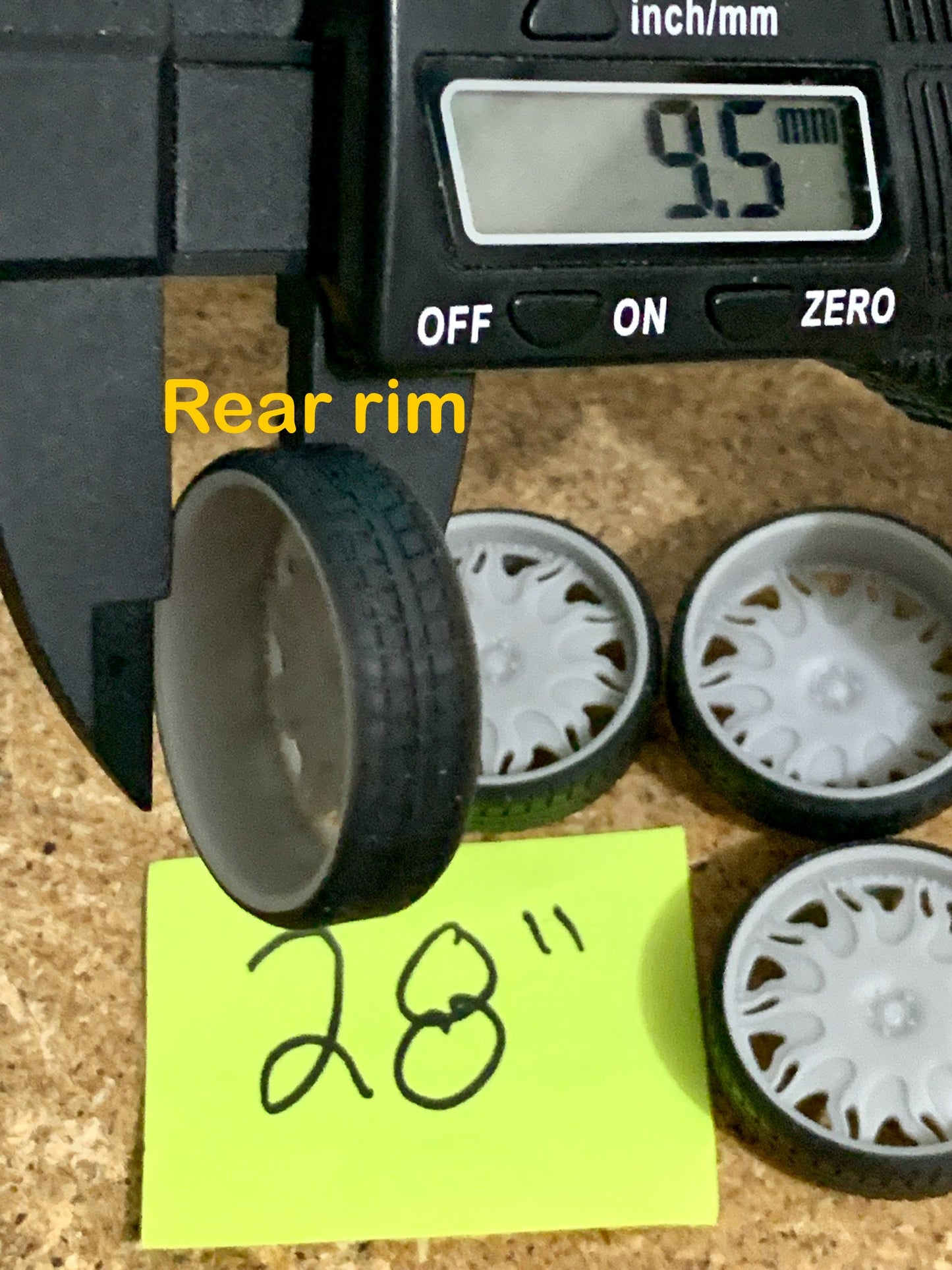 1/25 Scale - FORGI GRASSETTO in 26"-30" Donks, G-Body, Caprice, Impala, Big Rims