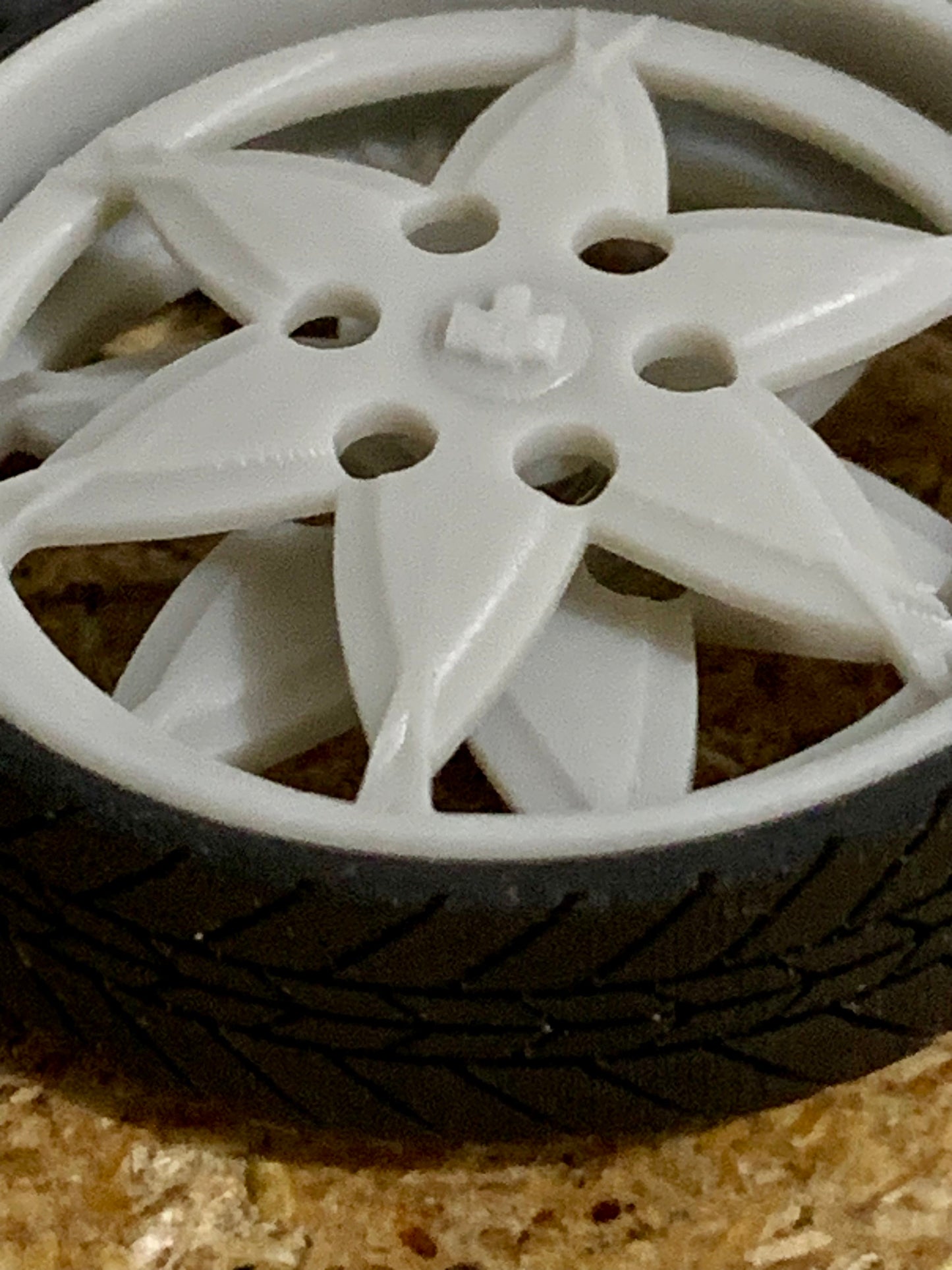 1/25 Scale - TMP Custom Spinner w/ DUB cap - in 28"-30" Donk, Big Rims, Box Chevy, G-Body