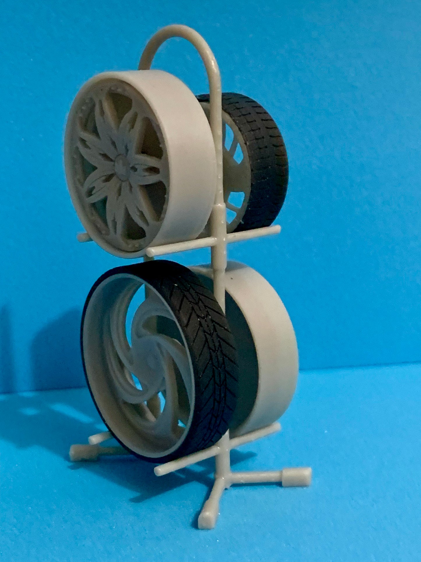 1/25 Scale - Diorama Rim Stands Various Styles