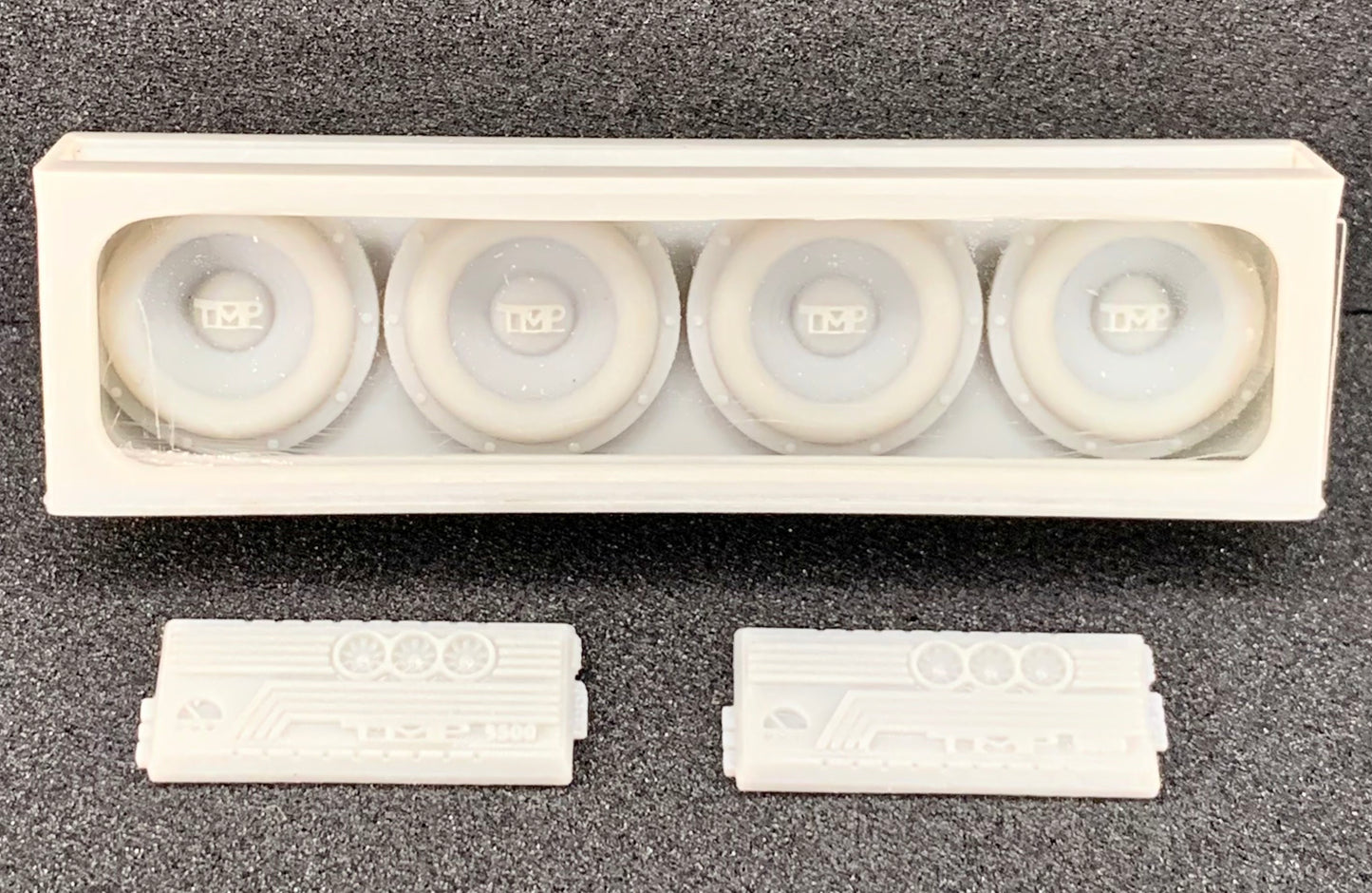1/25 Scale - TMP 5,500-Watt Amps