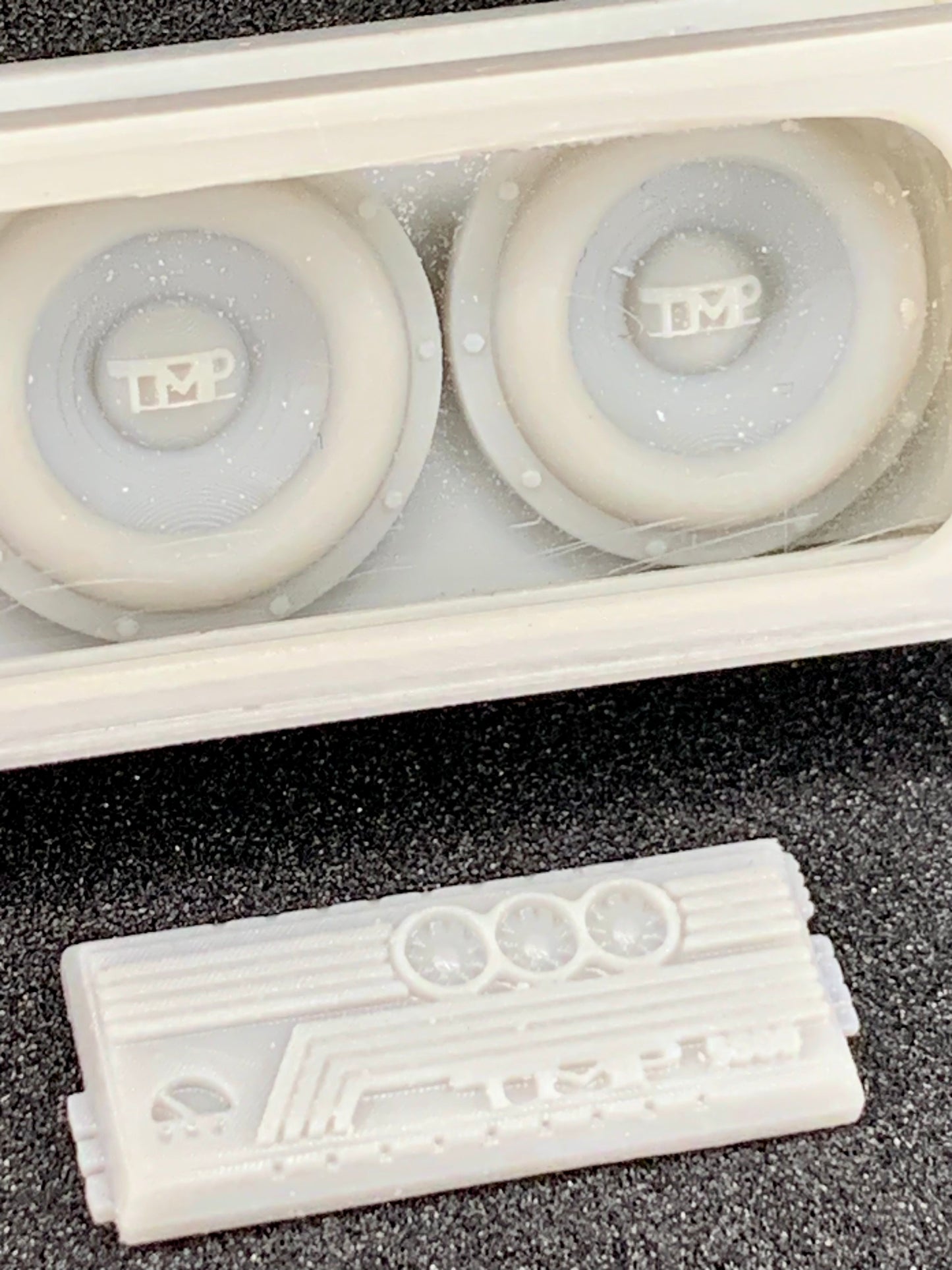 1/25 Scale - TMP 5,500-Watt Amps