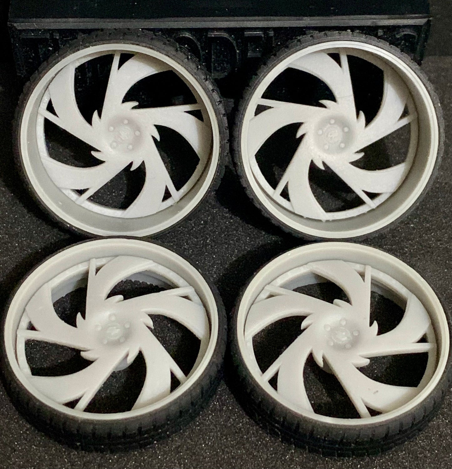 1/25 Scale - TMP SAVAGE D173 in 26"-30" Donk, Big Rims, Box Chevy, G-Body