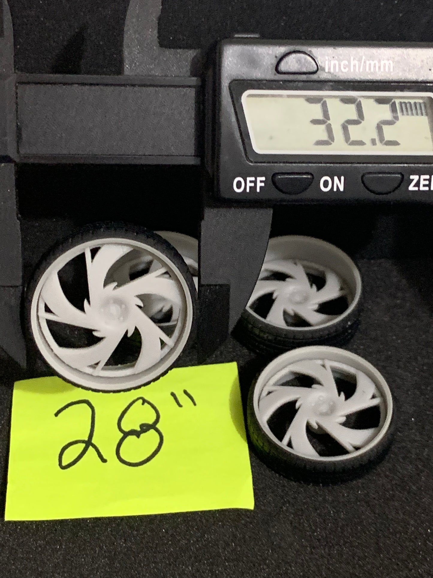 1/25 Scale - TMP SAVAGE D173 in 26"-30" Donk, Big Rims, Box Chevy, G-Body