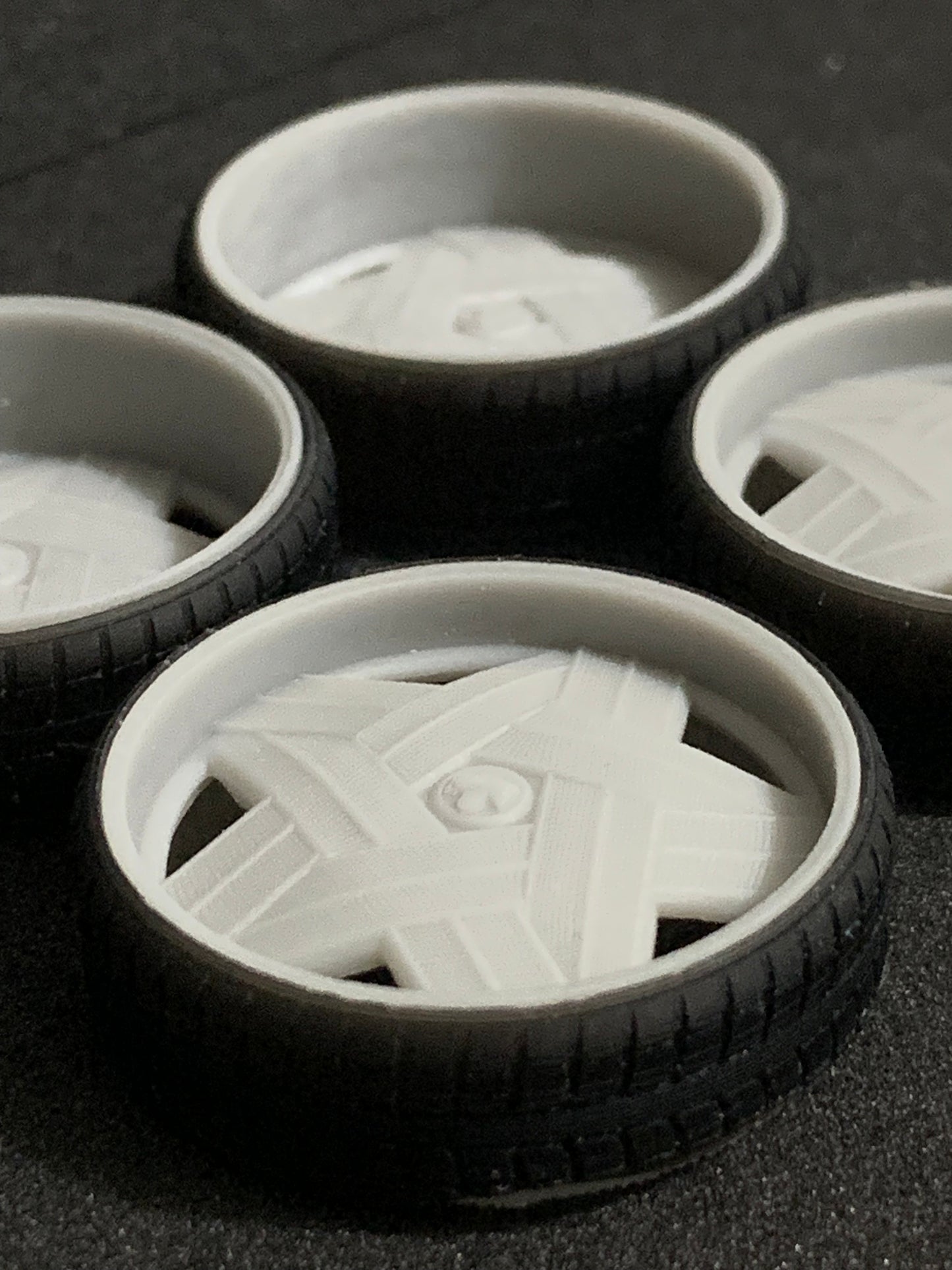 1/25 Scale - DUB CROWN (non-spinner) in 26"-30" Donk, Big Rims, Box Chevy, G-Body