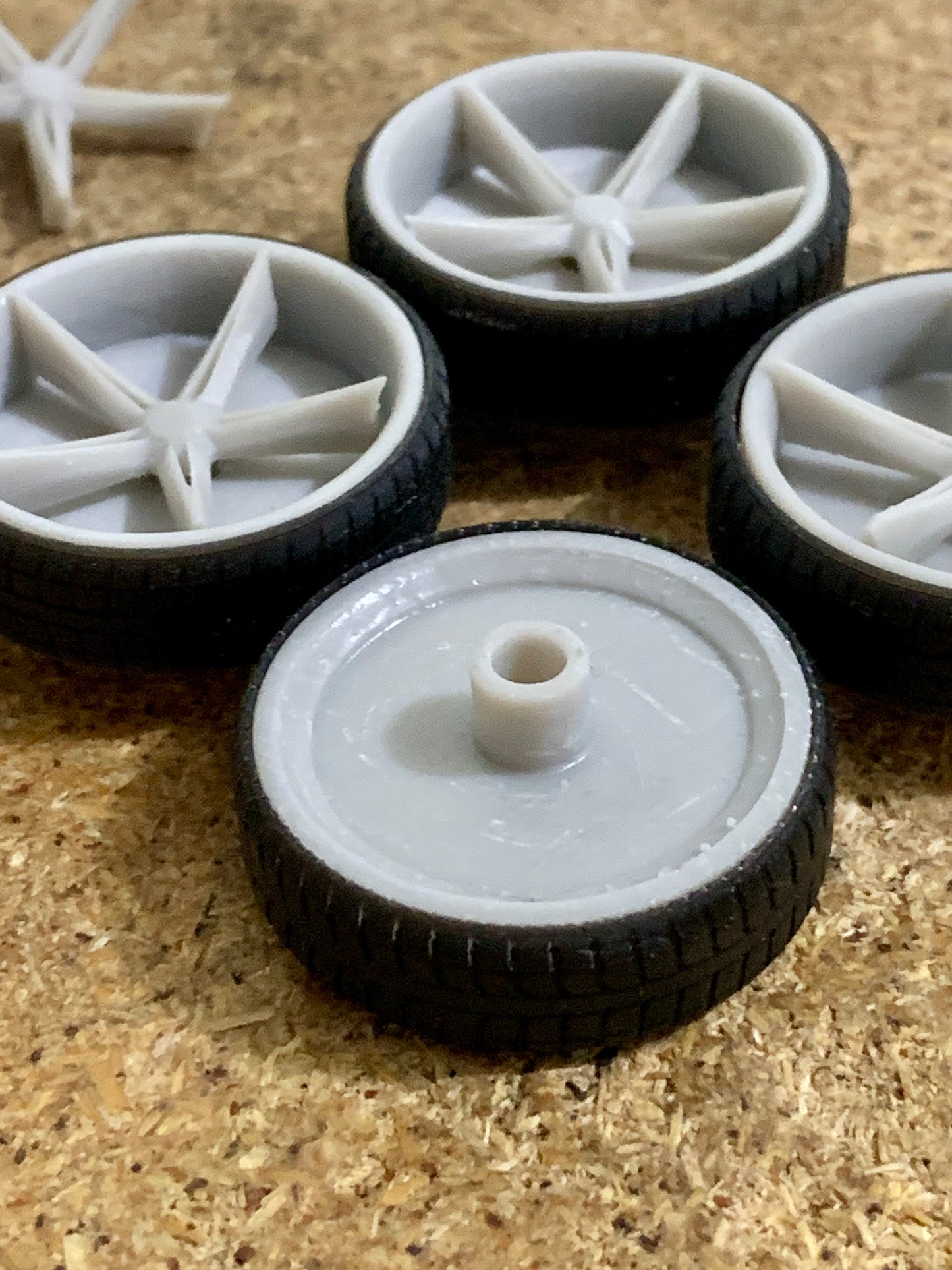 1/25 Scale - FOOSE LUSSO Spinner - in 28"-30" Donk, Big Rims, Box Chevy, G-Body