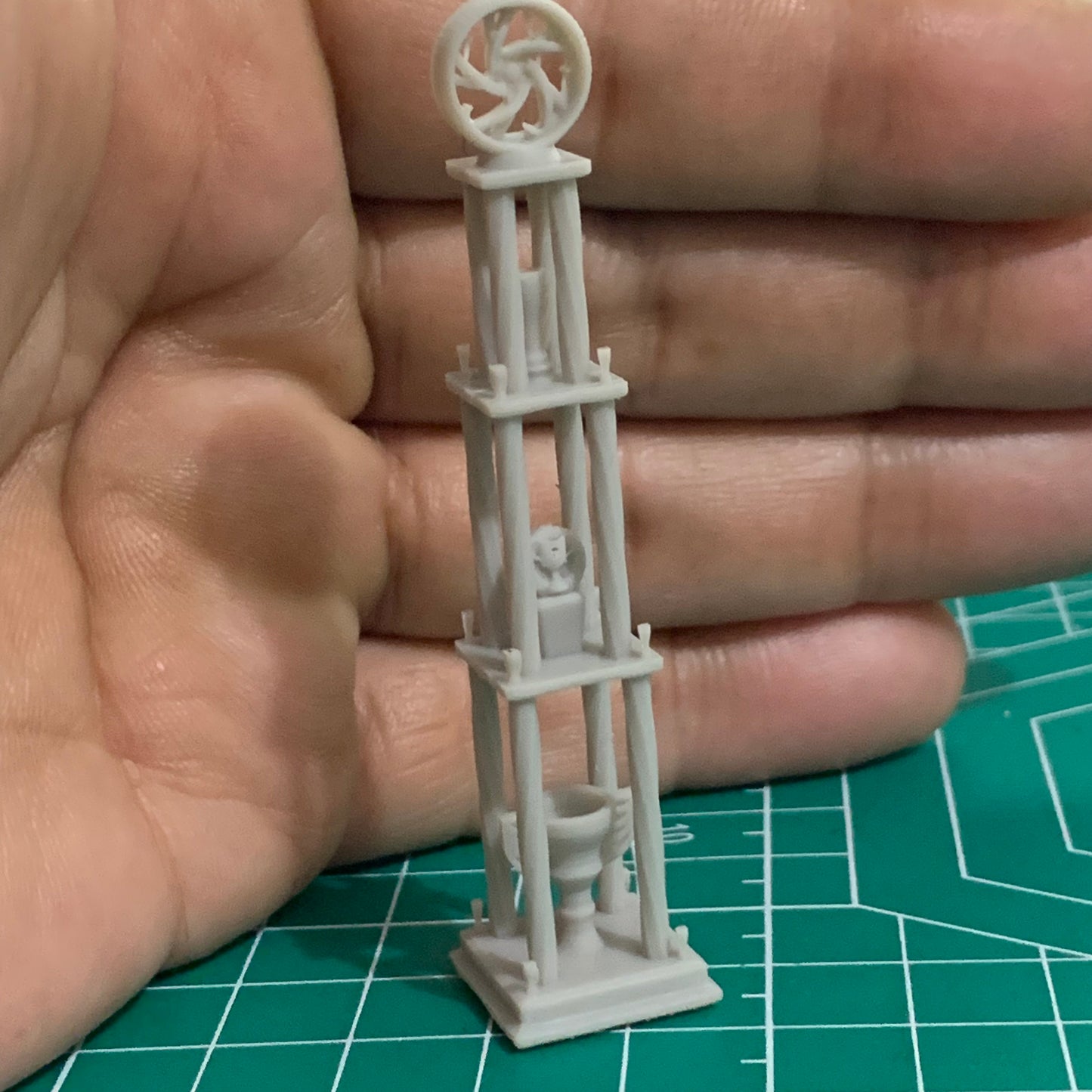 1/25 Scale - 6ft Best of Show Trophy (T2)