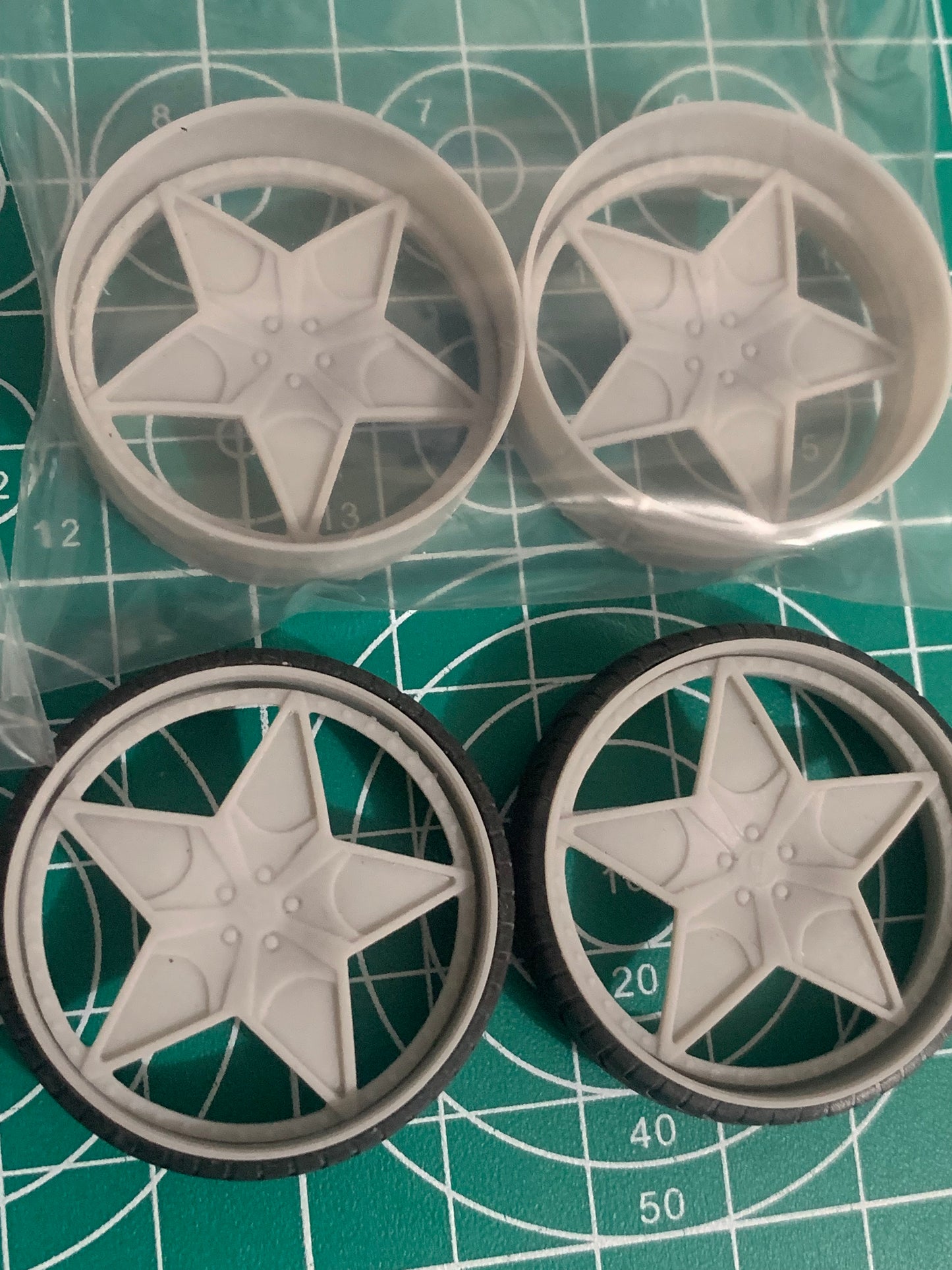 1/25 Scale - AMAN! NAVARO - in 26"-30" Donk, Big Rims, Box Chevy, G-Body