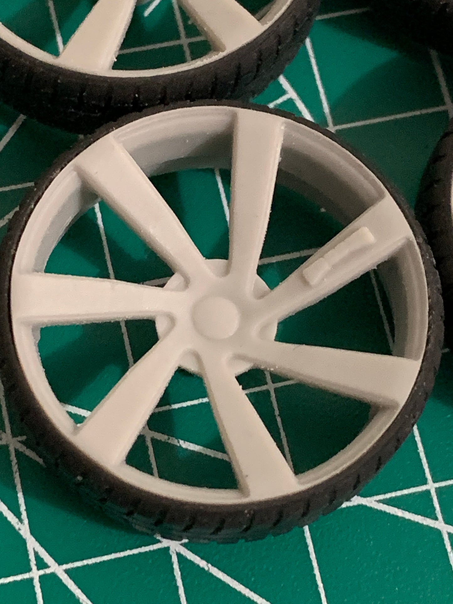 1/25 Scale - DUB DIRECTA in 26"-30" Donk, Big Rims, Box Chevy, G-Body