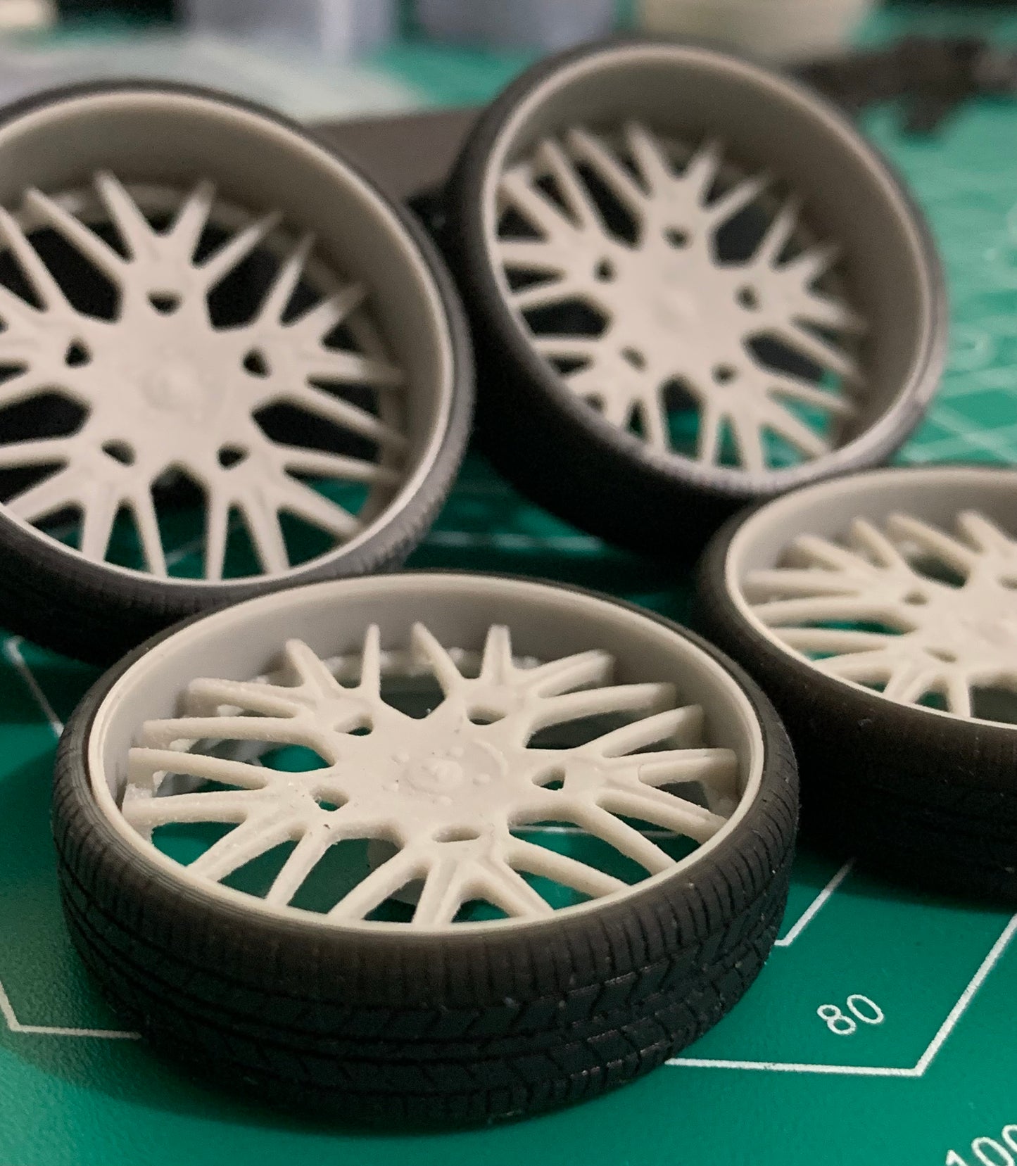 1/25 Scale - FORGI FRATELLO in 26"-30" Donks, G-Body, Caprice, Impala, Big Rims