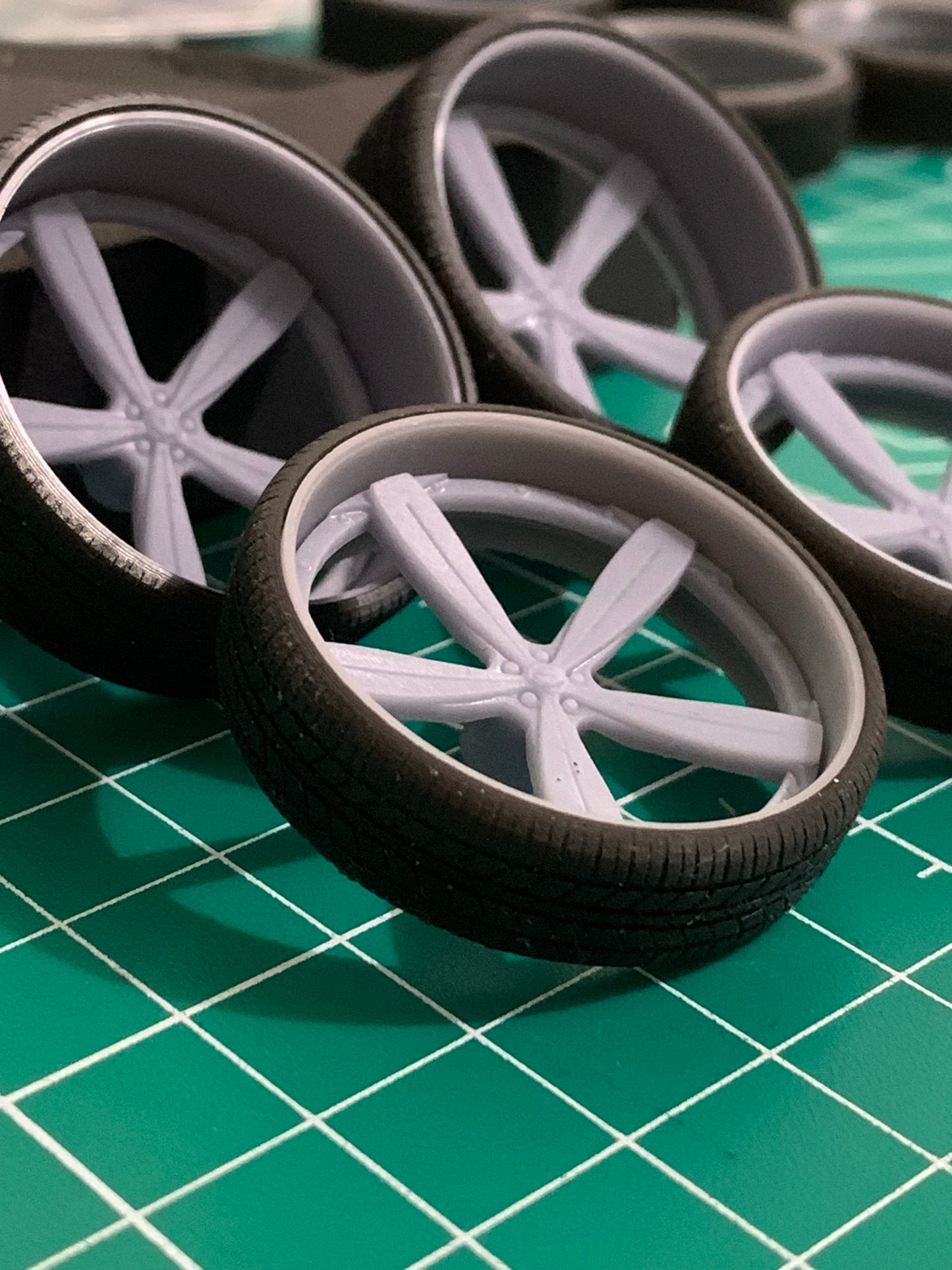 1/25 Scale - FORG! RITORNO - in 26"-30" Donk, Big Rims, Box Chevy, G-Body