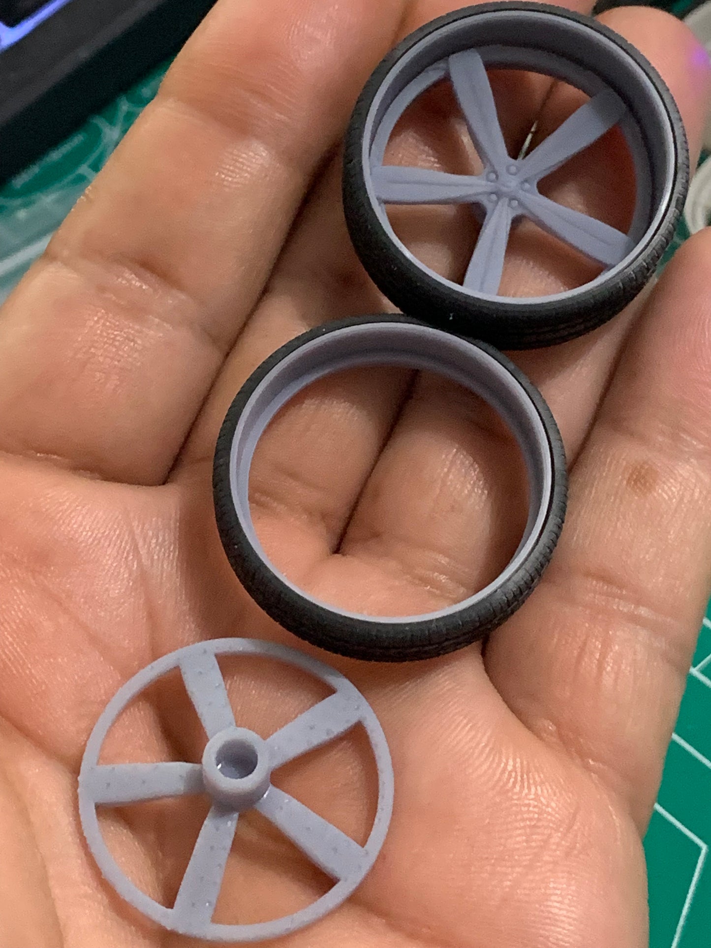 1/25 Scale - FORG! RITORNO - in 26"-30" Donk, Big Rims, Box Chevy, G-Body