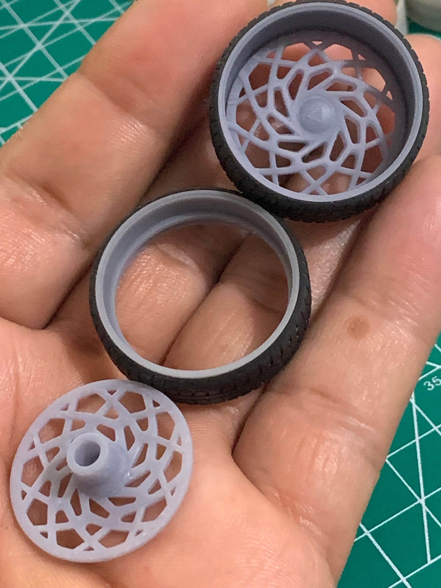 1/25 Scale - AZAD AZ REIGN - in 26"-30" Donk, Big Rims, Box Chevy, G-Body, Old Schools