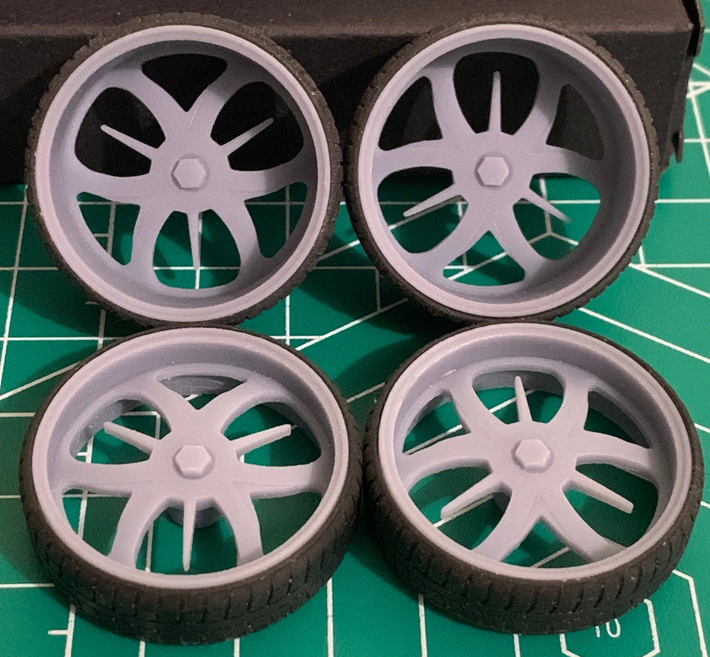 1/25 Scale - Billet Specialties GS3D in 26"-30" Donk, Big Rims, Box Chevy, G-Body