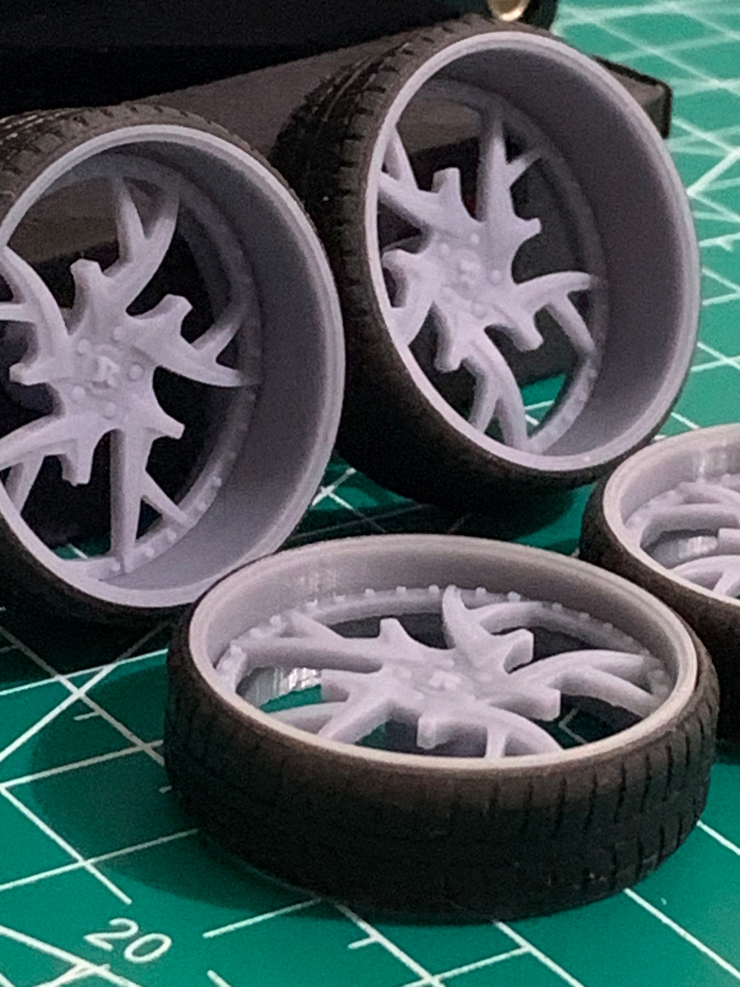 1/25 Scale - RUCC! GELATO - in 26"-36" Donk, Big Rims, Box Chevy, G-Body