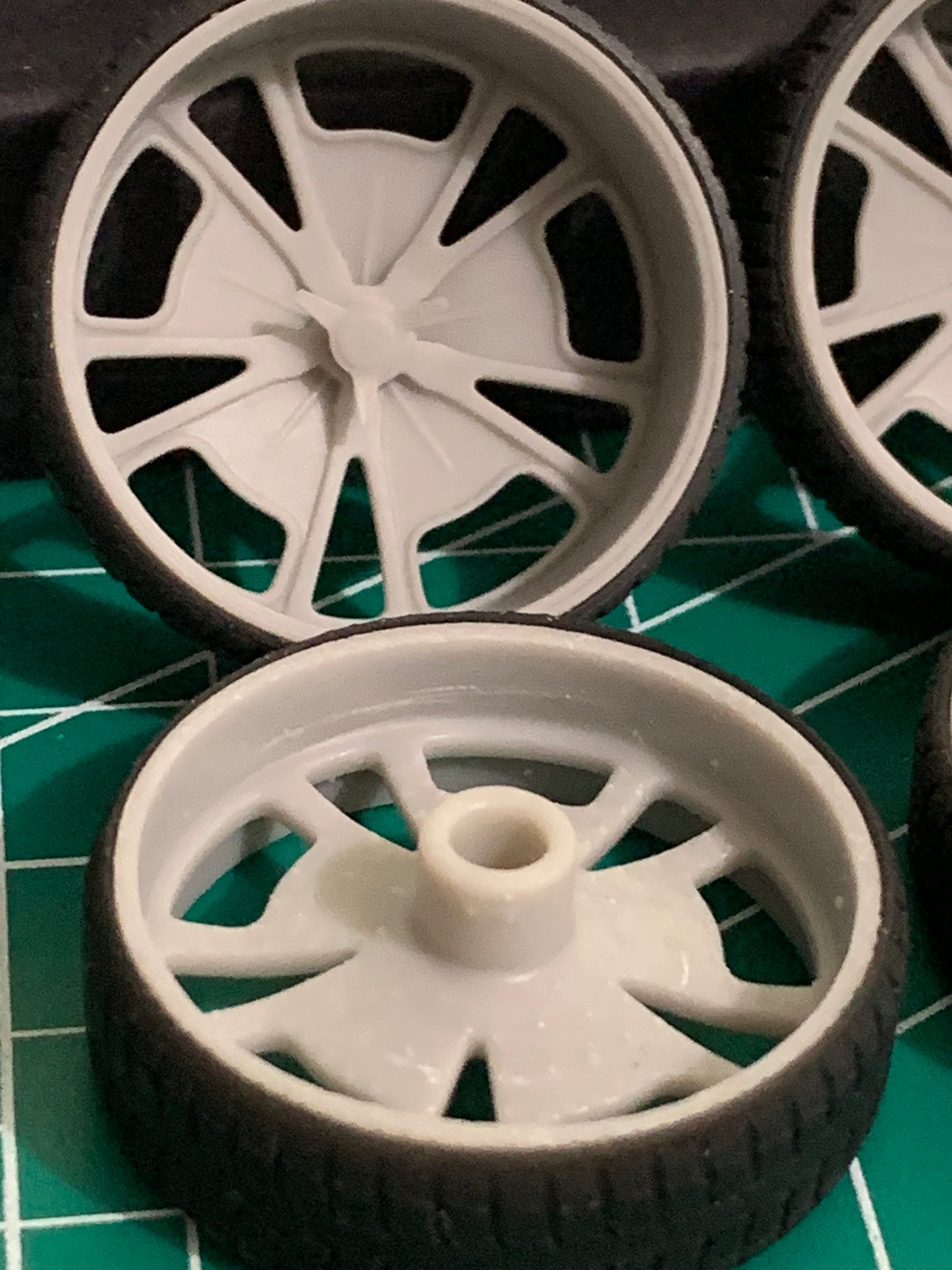 1/25 Scale - SCHOTT FUEL - in 26"-30" Donk, Big Rims, Box Chevy, G-Body