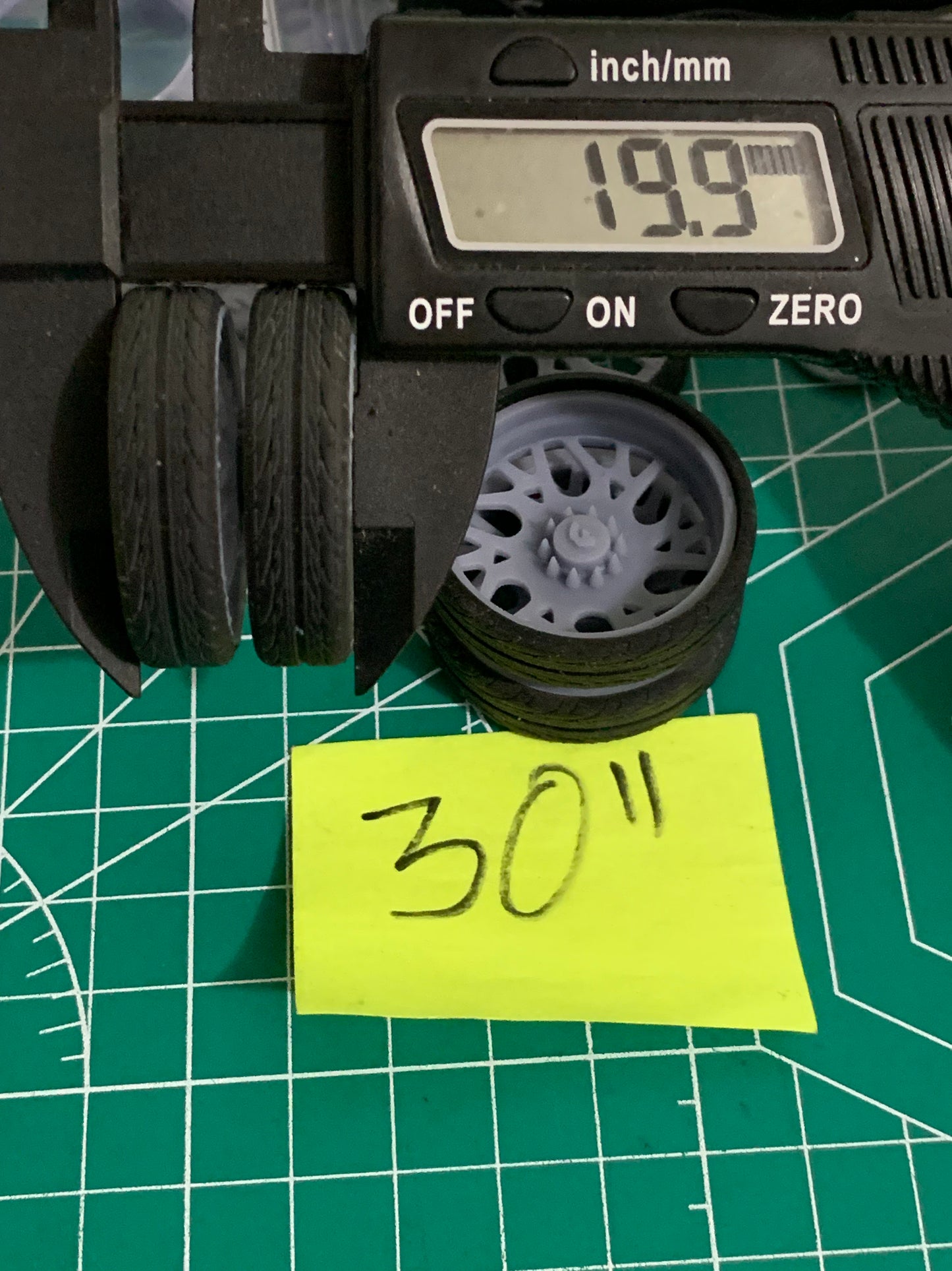 1/25 Scale - FORGI TWISTED MAGLIA in 26"-30" Dually Truck Rims