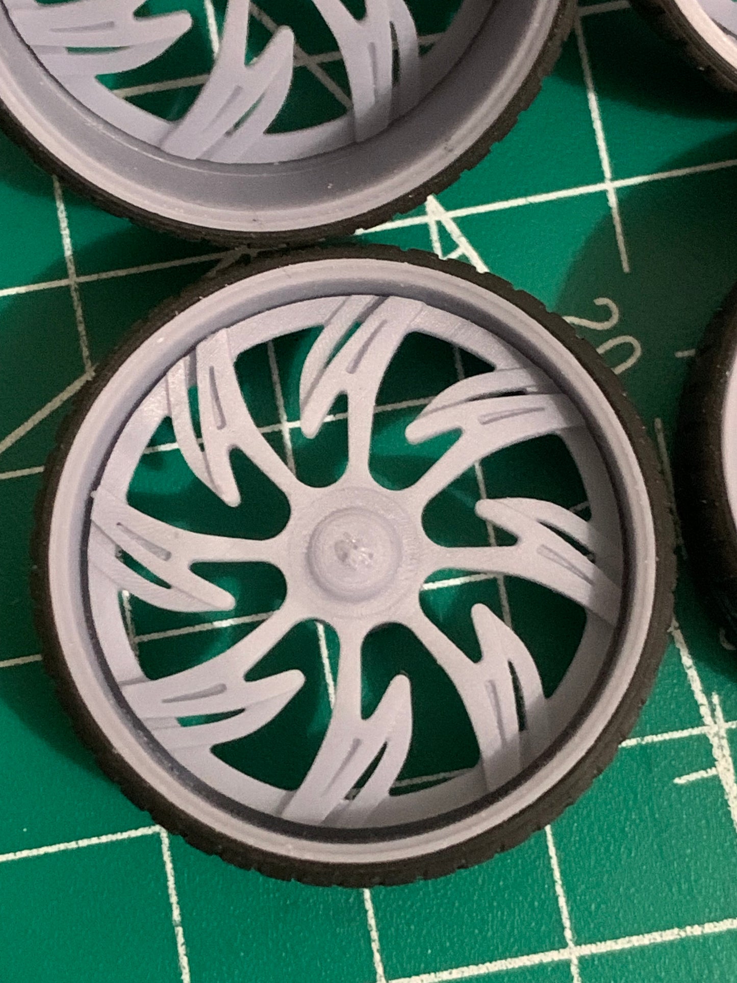 1/25 Scale - HB SYTHE - in 26"-36" Donk, Big Rims, Box Chevy, G-Body
