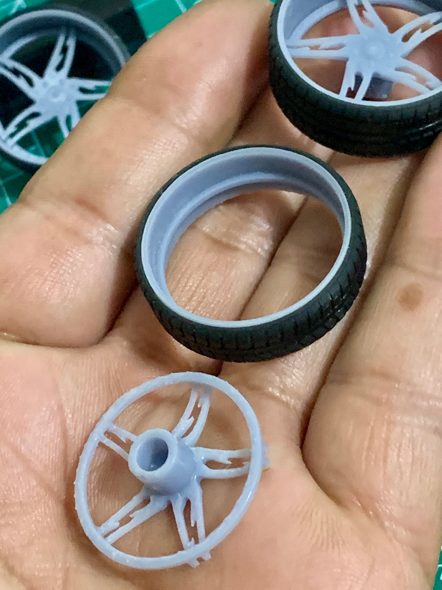 1/25 Scale - HB RAZOR - in 26"-36" Donk, Big Rims, Box Chevy, G-Body