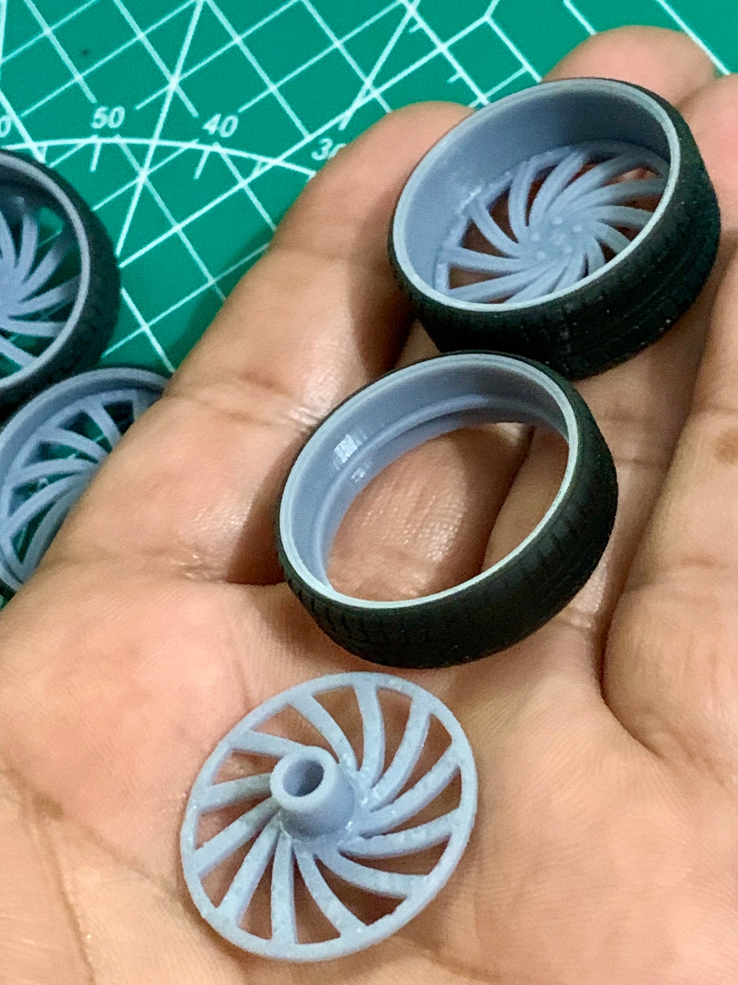 1/25 Scale - RUCC! PURE - in 26"-36" Donk, Big Rims, Box Chevy, G-Body