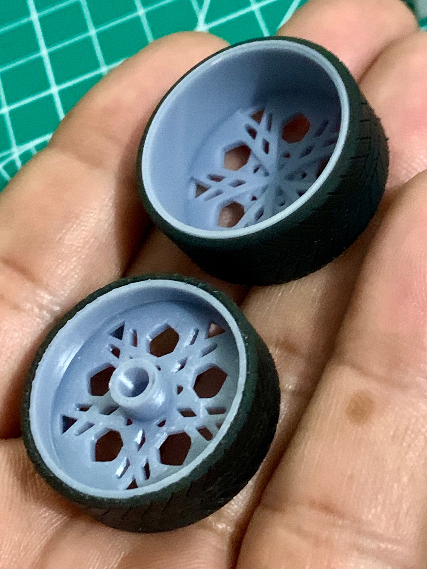 1/25 Scale - TMP LAVISH - in 26"-36" Donk, Big Rims, Box Chevy, G-Body