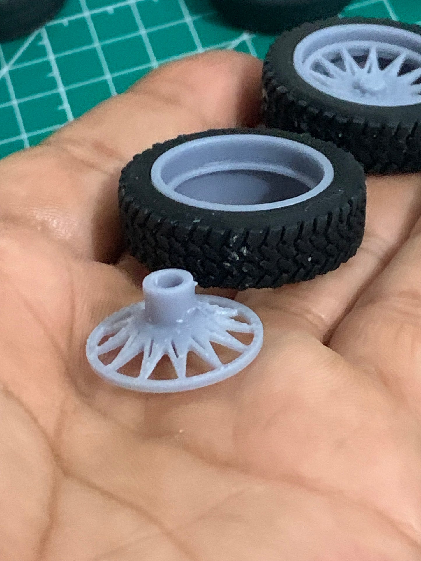 1/25 Scale - FORGI TXC 101 in 24"-30" Trucks, Lifted Trucks, 4x4, Truckin