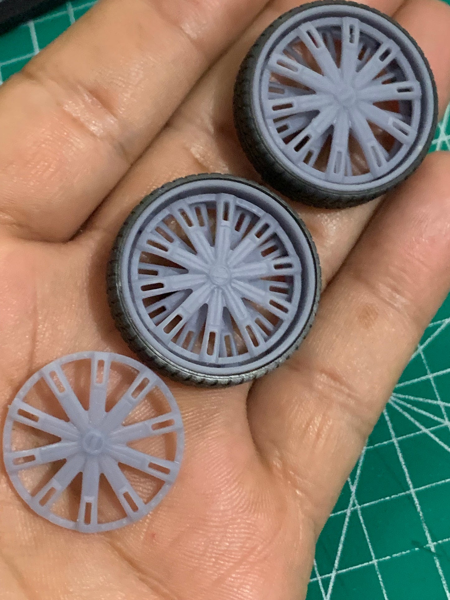 1/25 Scale - DUB AUTOBAHN ZANE EDITION V2 (CUSTOM SPINNERS) - in 28"-36" Donk, Big Rims, Box Chevy, G-Body, Trucks, SUV's
