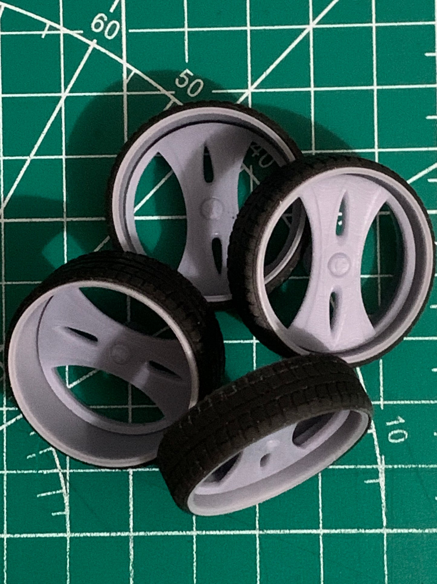 1/25 Scale - DUB DEUX WANG - in 26"-36" Donk, Big Rims, Box Chevy, G-Body, Trucks, SUV's