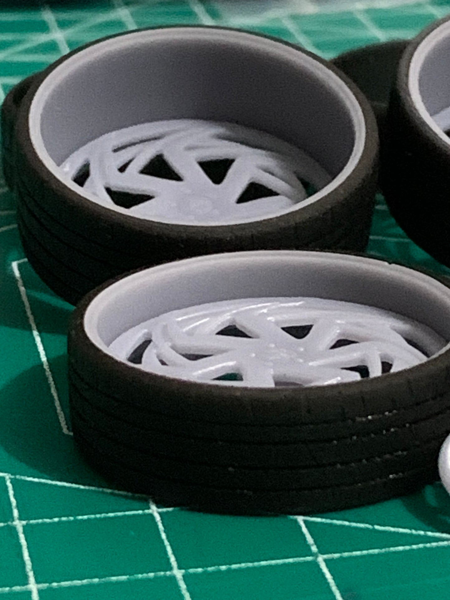 1/25 Scale - CORLE0NE CLEMENTE in 26"-36" Donk, Big Rims, Chevy, Buick, Olds, Ford, Pontiac