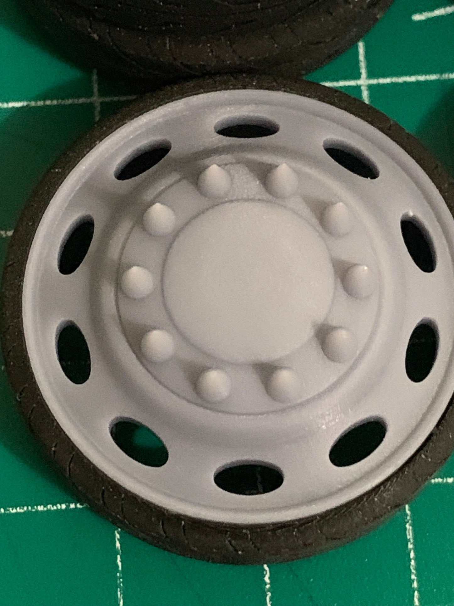 1/25 Scale - PETERBILT STYLE DUALLY in 26"-32" Dually Truck Rims