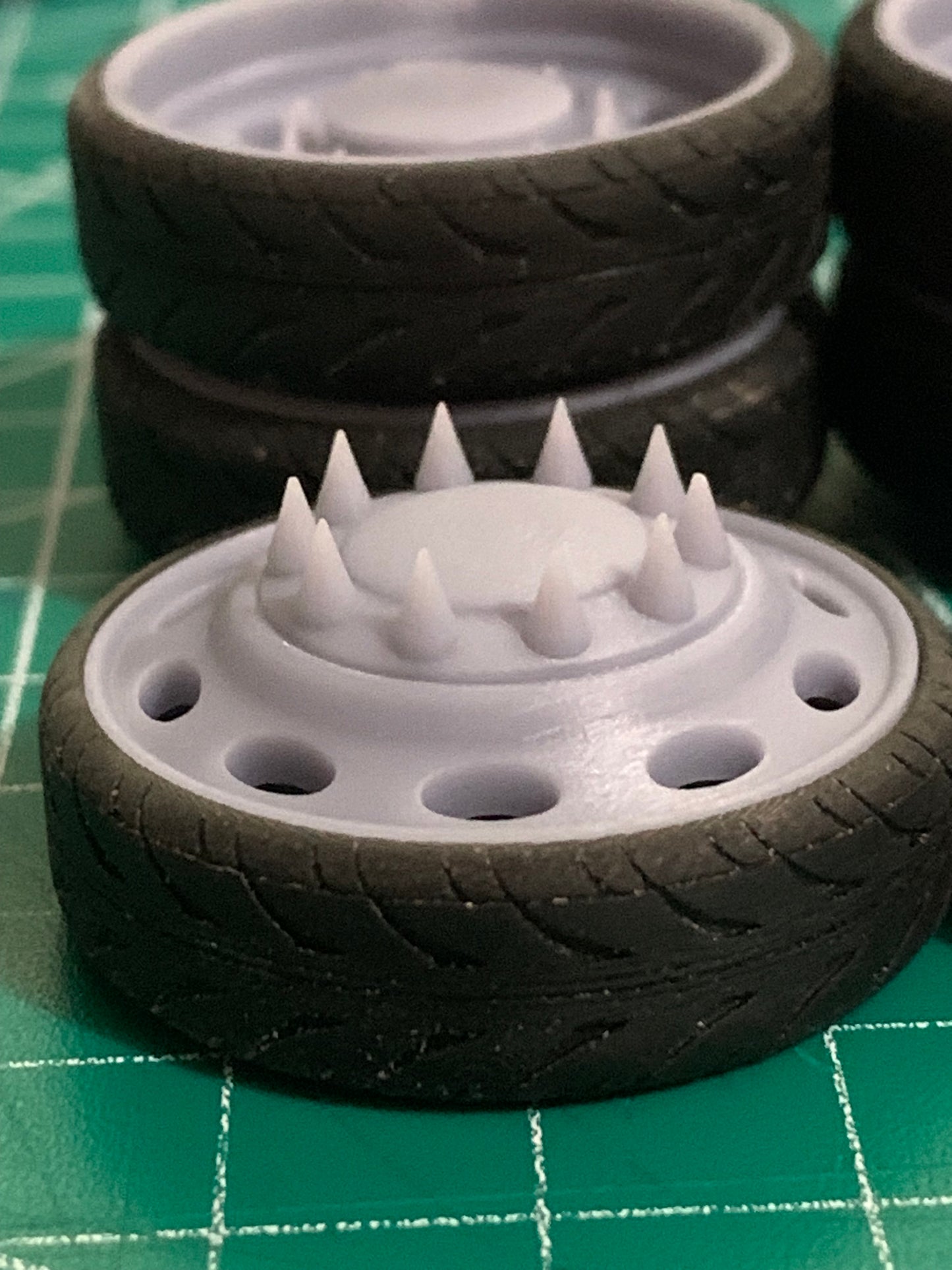 1/25 Scale - PETERBILT STYLE DUALLY in 26"-32" Dually Truck Rims