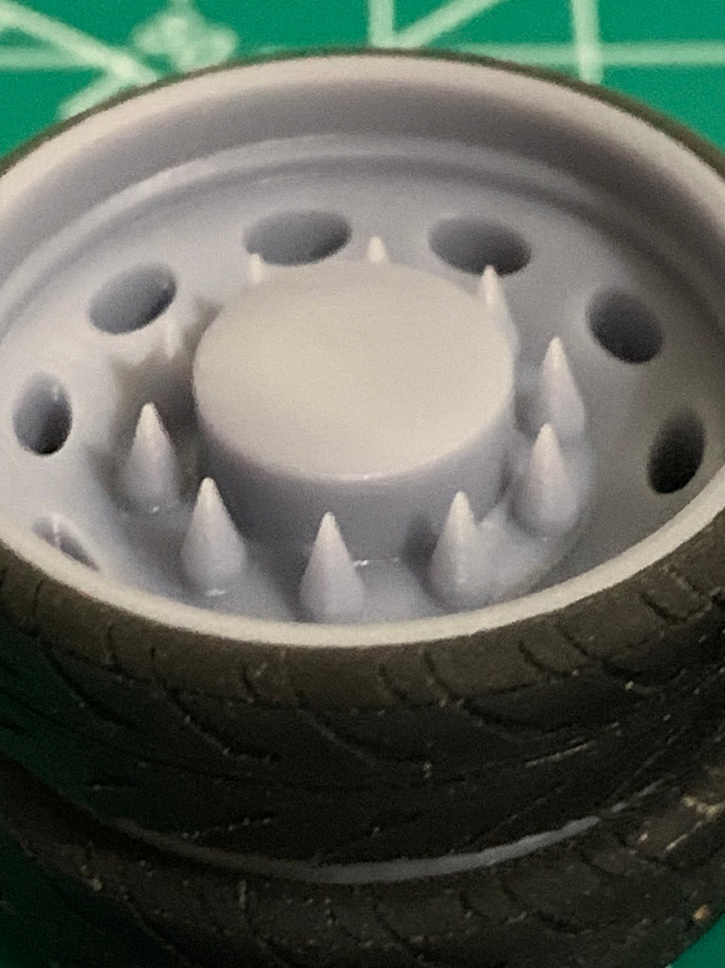 1/25 Scale - PETERBILT STYLE DUALLY in 26"-32" Dually Truck Rims