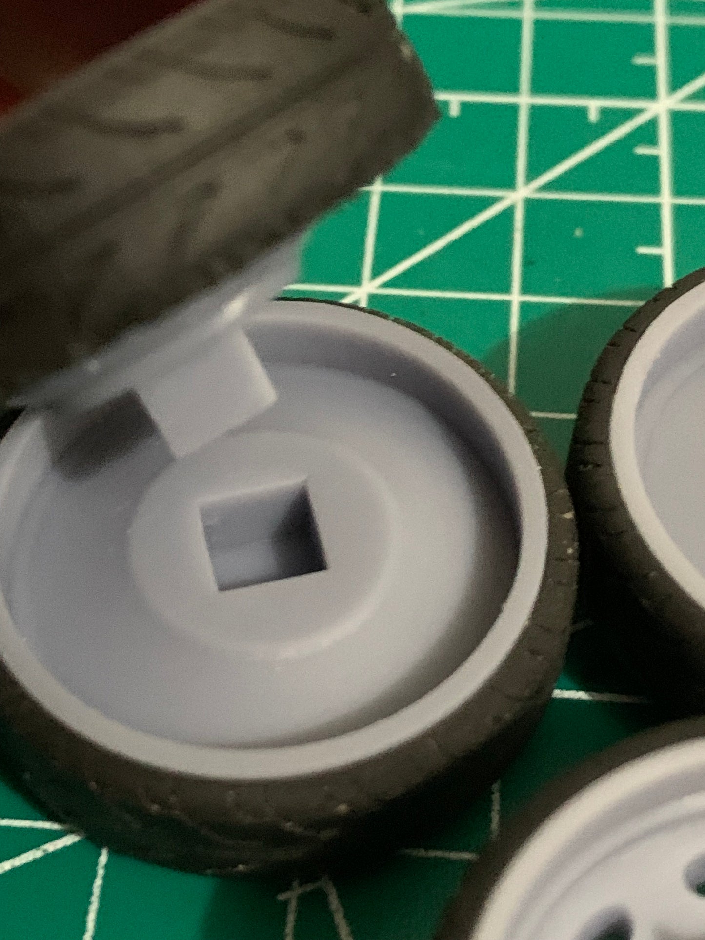 1/25 Scale - PETERBILT STYLE DUALLY in 26"-32" Dually Truck Rims
