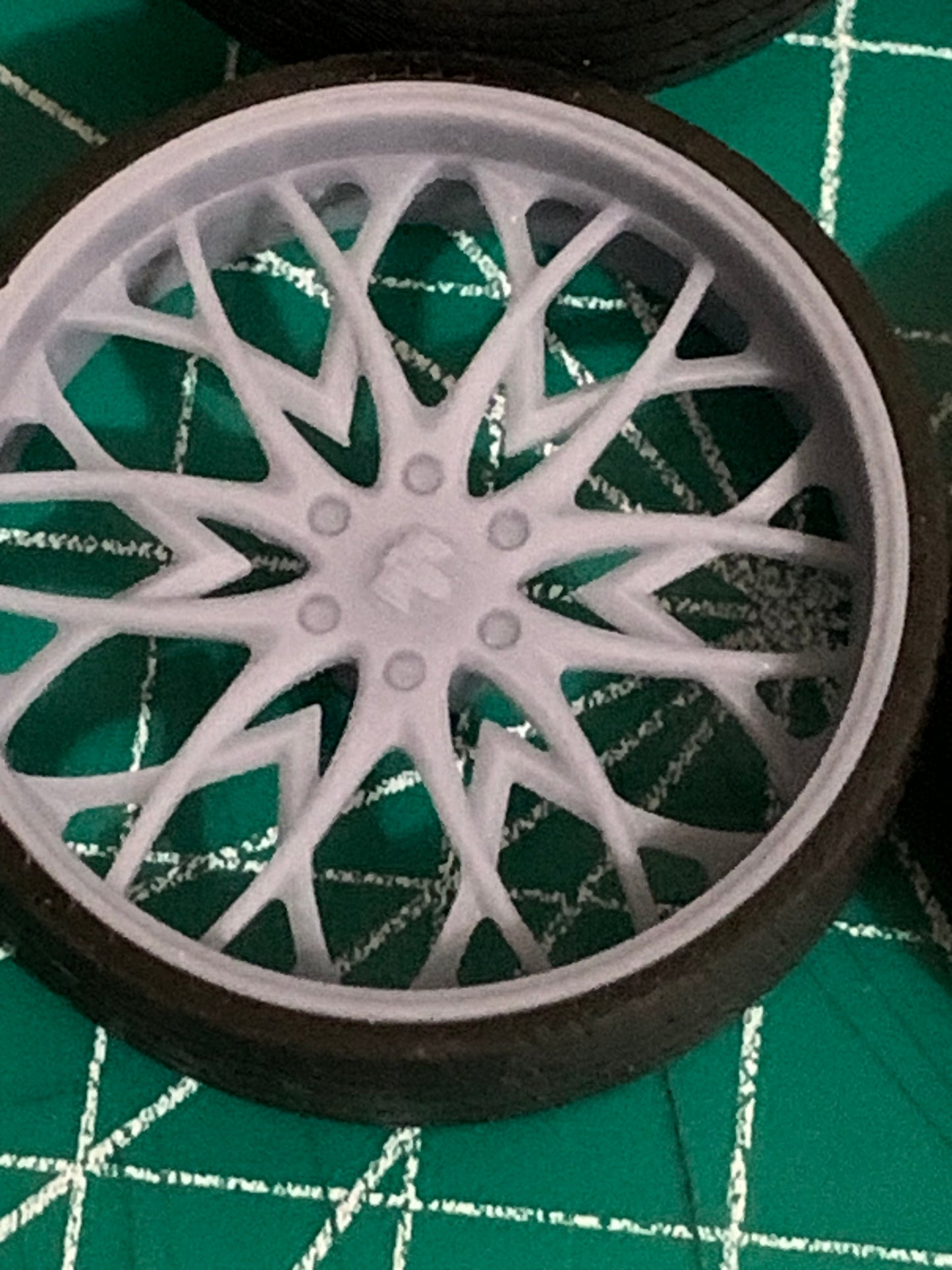 1/25 Scale - DUB "OG" (6lug) - in 26"-36" - Truck, SUV