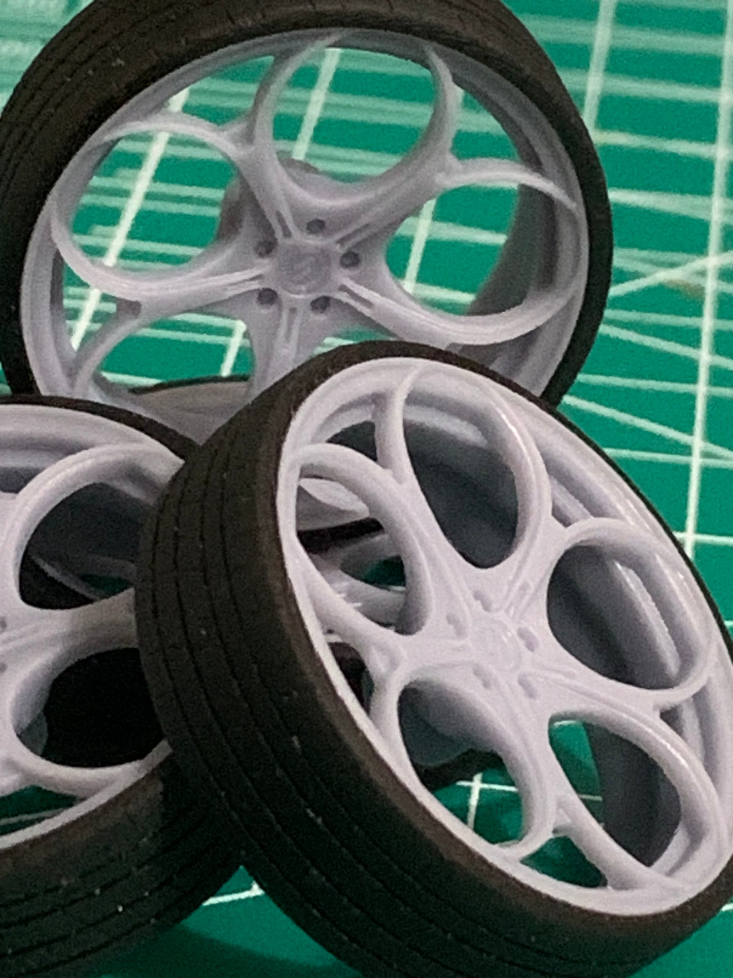 1/25 Scale - 6SIXTY CHAKRAM - in 24"-36" Donk, Big Rims, Box Chevy, G-Body