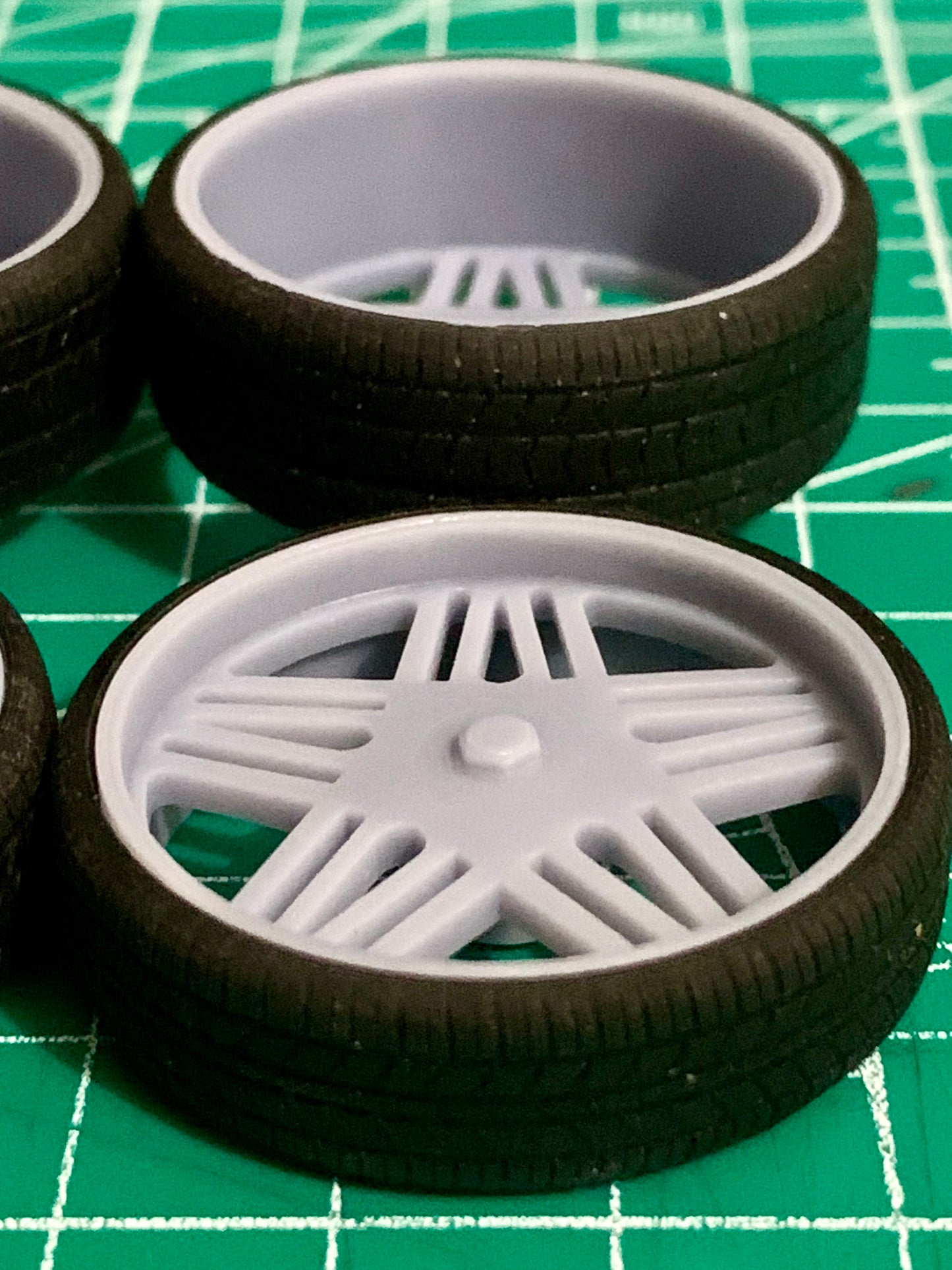 1/25 Scale - TMP HARDLINE BILLET in 24"-30" Donk, Big Rims, Box Chevy, G-Body