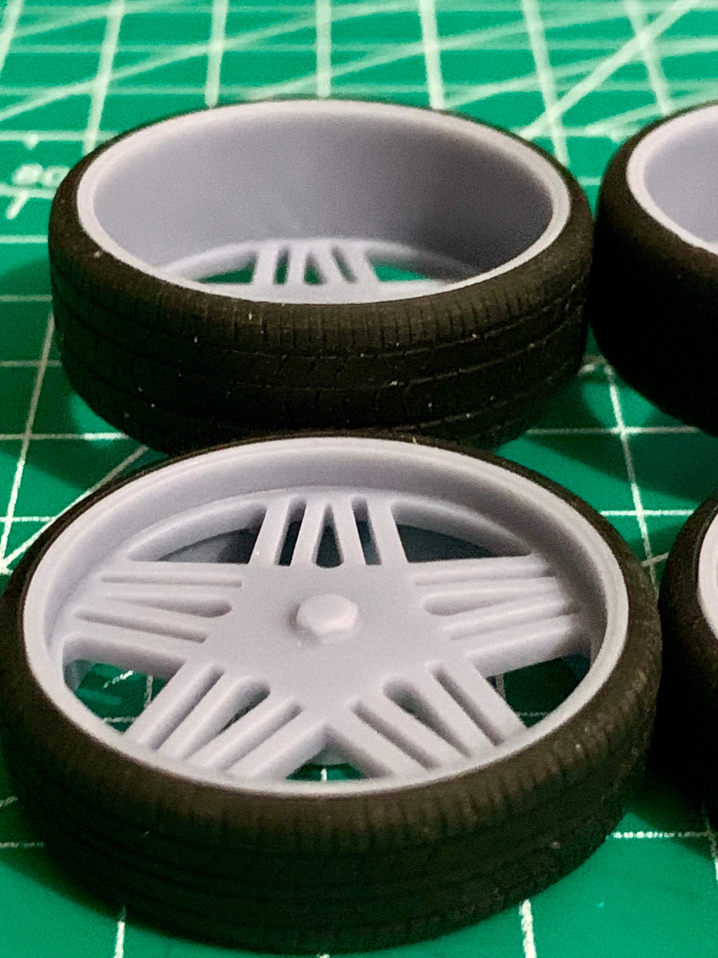 1/25 Scale - TMP HARDLINE BILLET in 24"-30" Donk, Big Rims, Box Chevy, G-Body