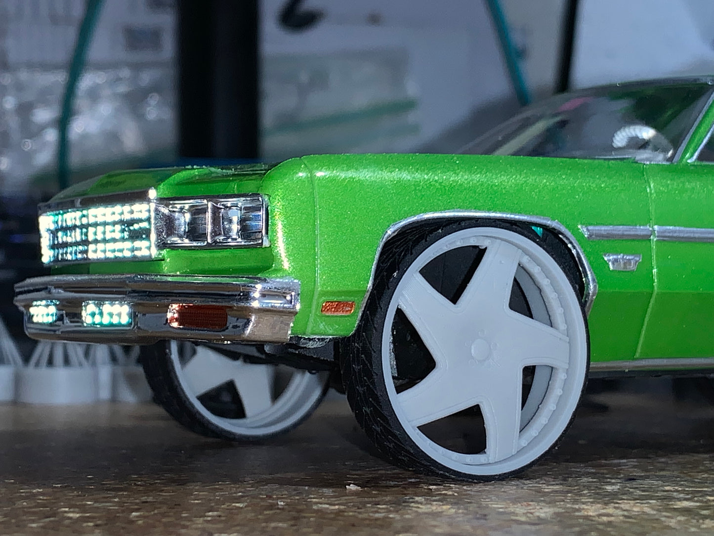 1/25 Scale - TMP D069V1 in 26"-30" Donk, Big Rims, Box Chevy, G-Body