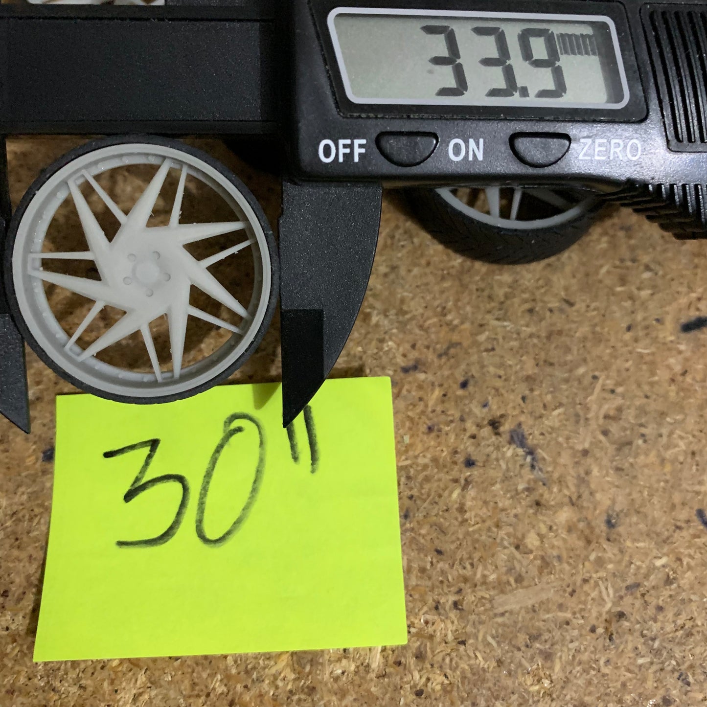 1/25 Scale - TMP D027 in 26"-36" Donk, Box, Big Rims, Trucks