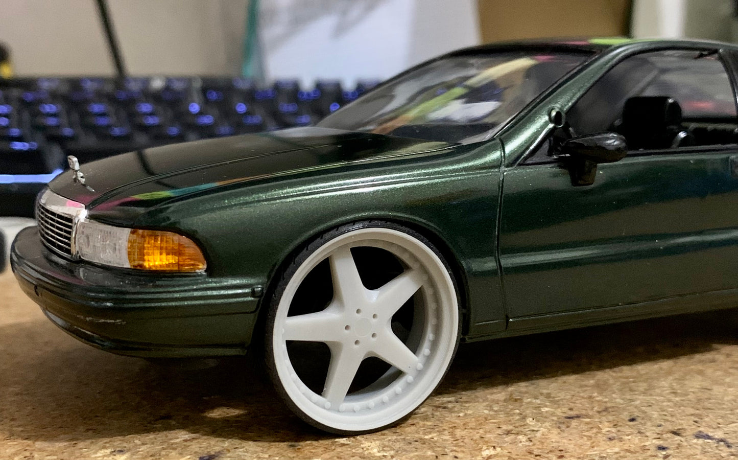 1/25 Scale - TMP D084 Work Equip05 in 26"-30" Donk, Import, G-Body, Impala SS