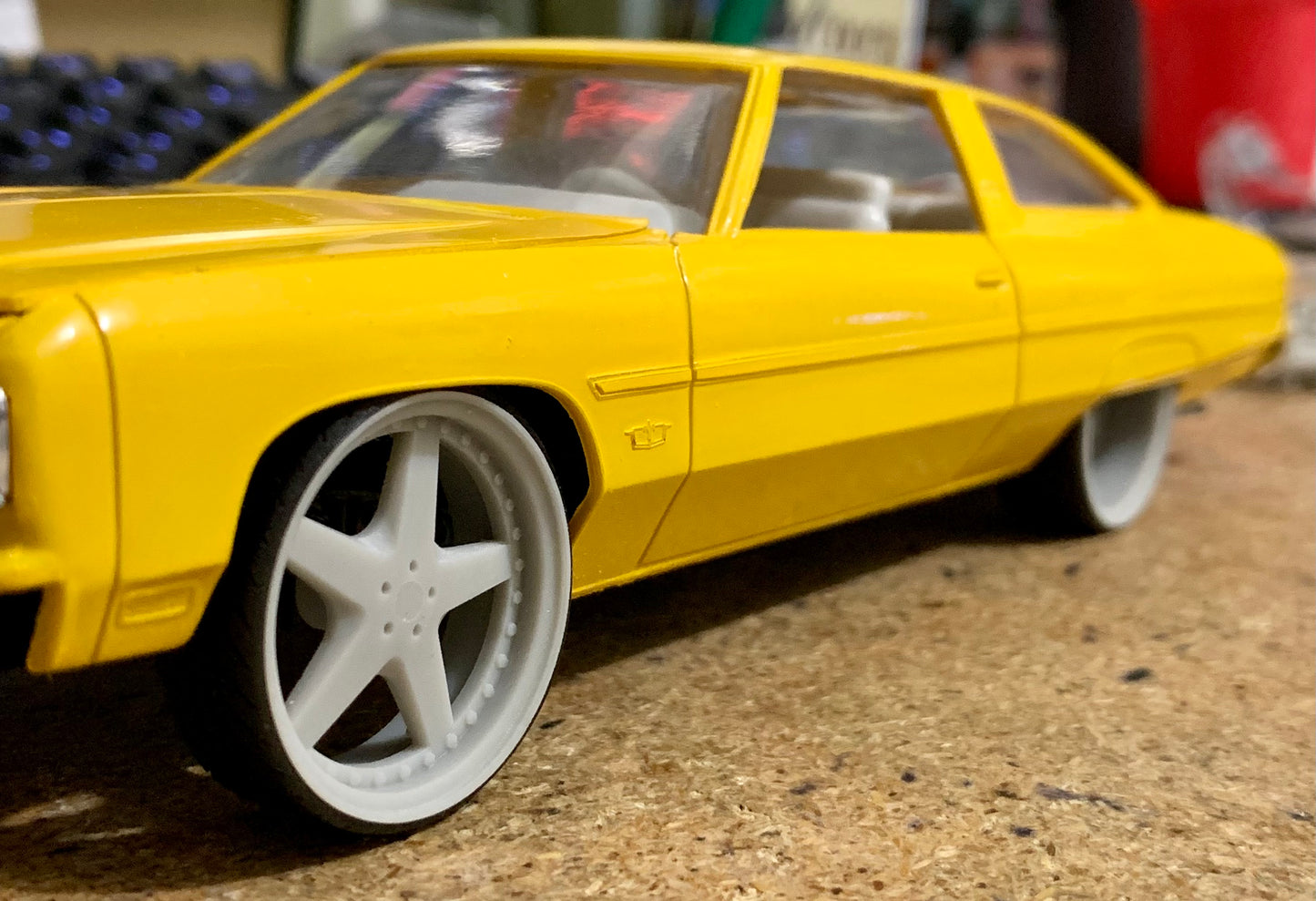 1/25 Scale - TMP D084 Work Equip05 in 26"-30" Donk, Import, G-Body, Impala SS