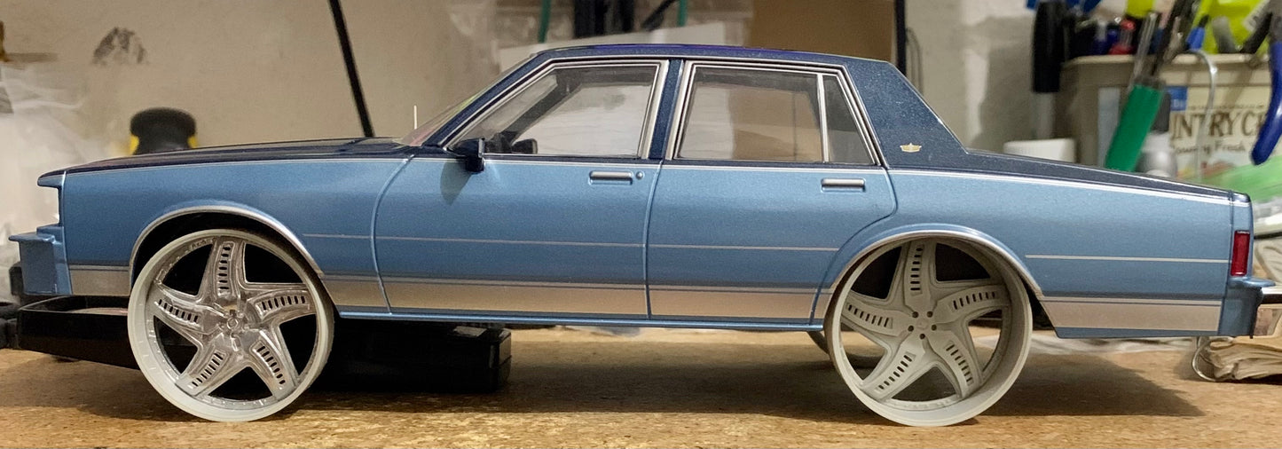 1/25 Scale - TMP D069V3 in 26"-30" Donk, Big Rims, Box Chevy, G-Body