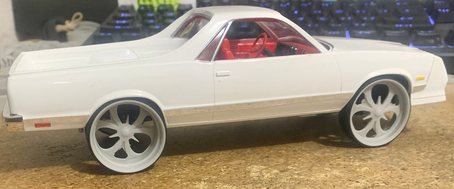 1/25 Scale - TMP D112 BUDNIK TRILOGY3 in 30" Donk, Box, Bubble, Caprice, Impala, SUV