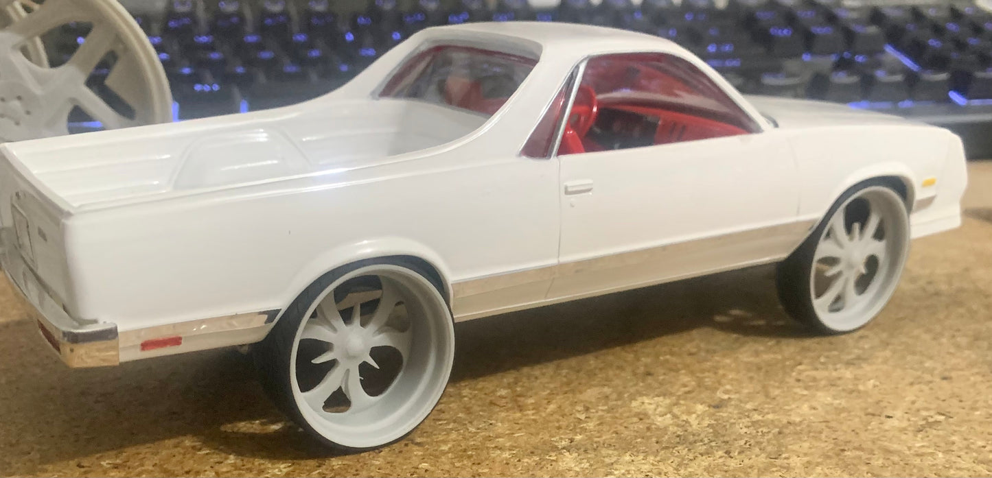 1/25 Scale - TMP D112 BUDNIK TRILOGY3 in 30" Donk, Box, Bubble, Caprice, Impala, SUV