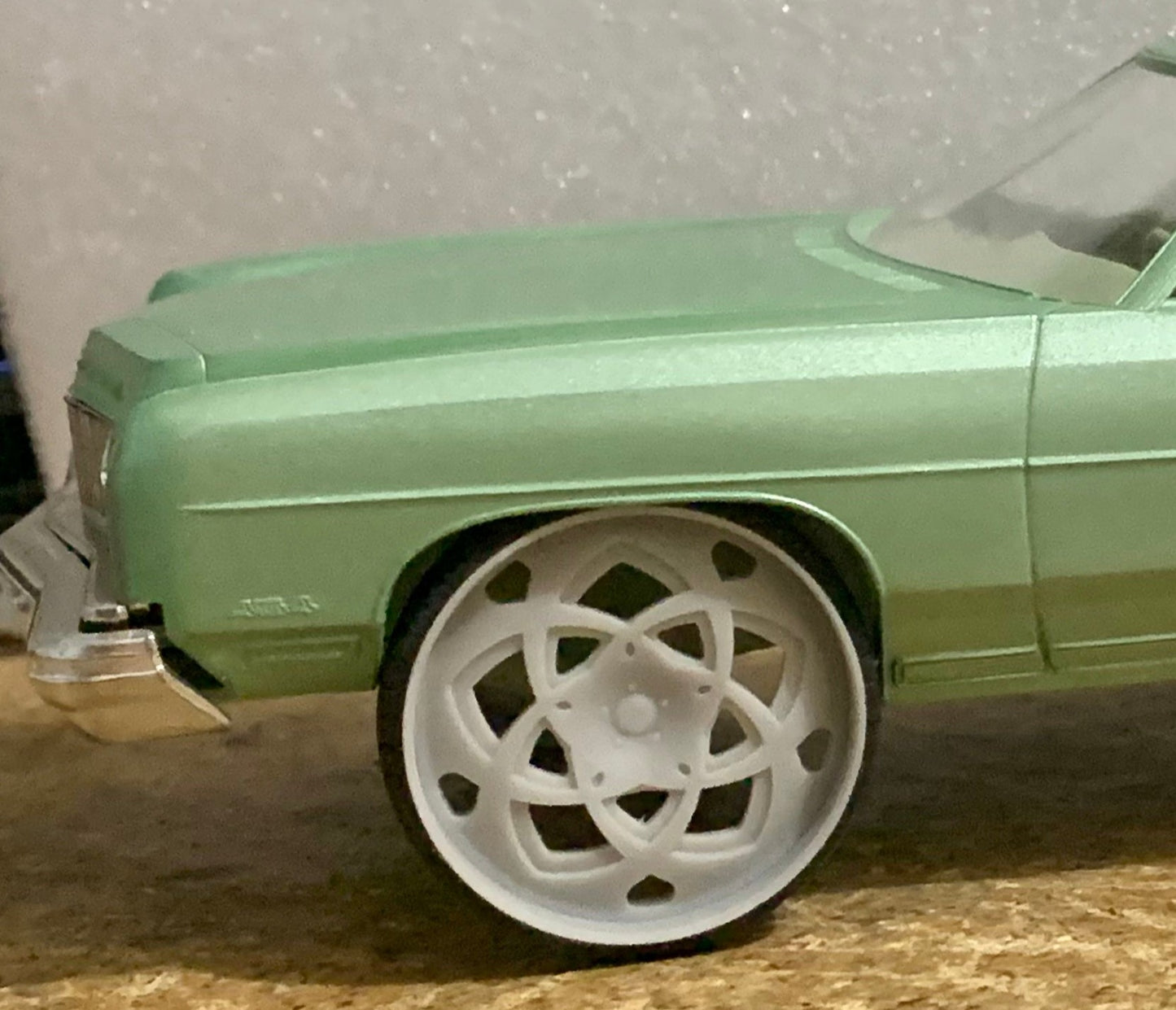 1/25 Scale - TMP D145 in 26"-36" Donk, Big Rims, Box Chevy, G-Body