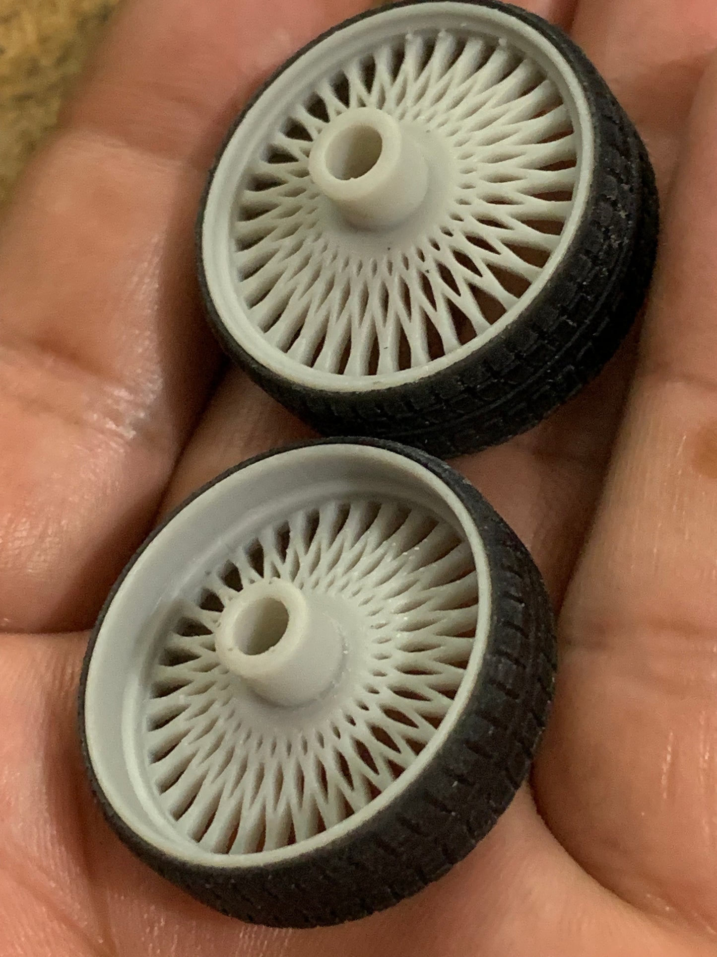 1/25 Scale - Caprice Bubble Rep's in 26"-38" B-Body, Caprice, Impala SS, Big Rims