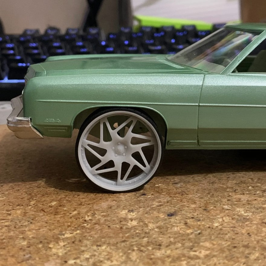 1/25 Scale - TMP D088 Forgi Finestro in 26"-30" Donk, Big Rims, Box Chevy, G-Body
