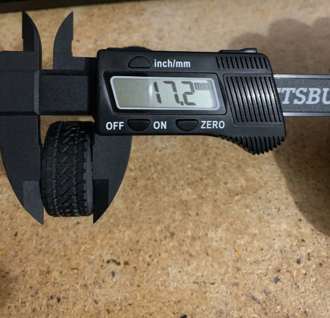 1/25 Scale - TMP D041 American Force Swang in 30" x 16" - with Low Pro Offroad Tires